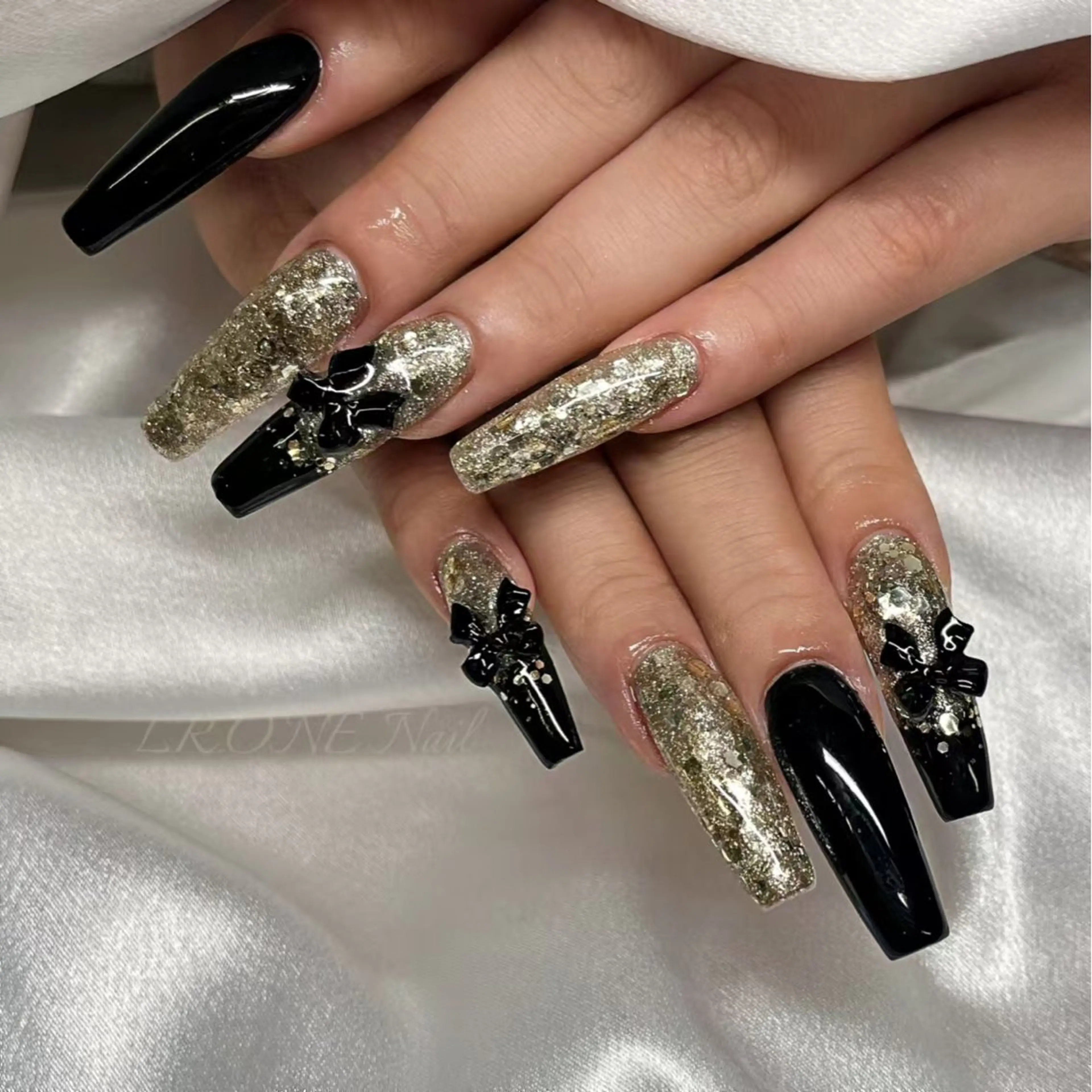 ネイル ハンドネイル LR.ONE ヨウのネイルデザイン