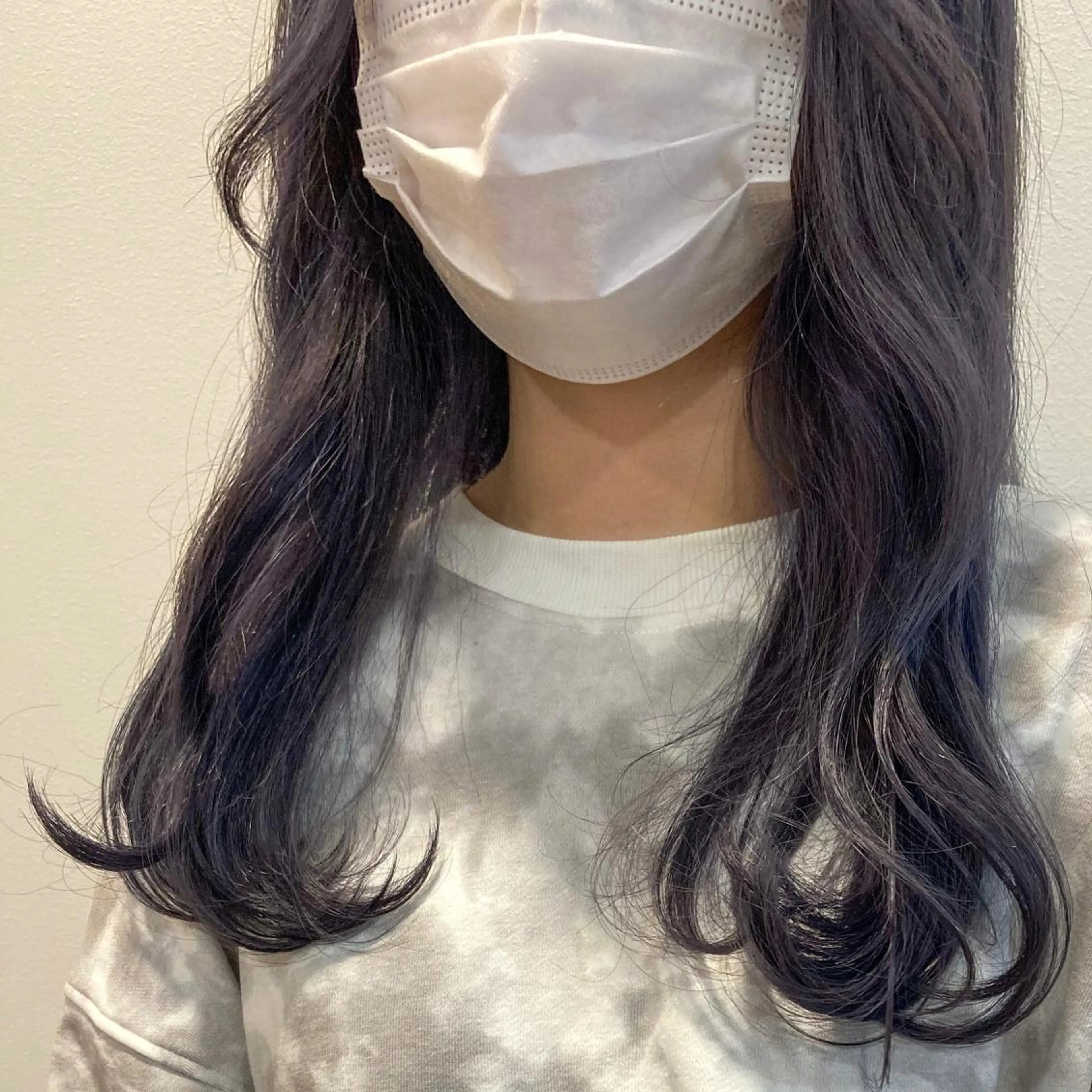 ロング カラー ラベンダーカラー ラベンダーグレー カット ヘアカラー 尾籠 美幸 （オゴモリ ミユキ）のヘアスタイル