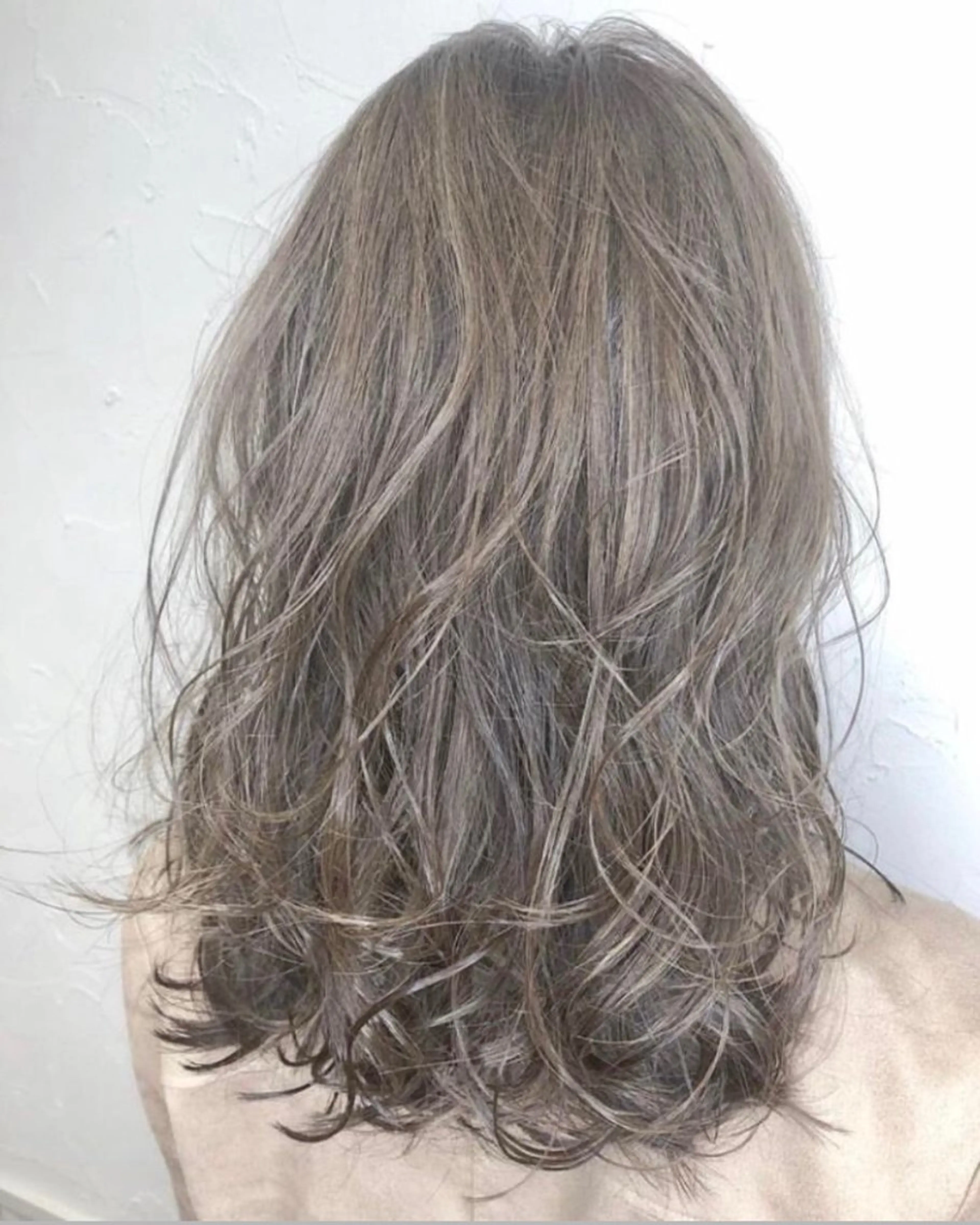 ミディアム カラー パーマ ヘアアレンジ メンズ キッズ ハーフアップ 子どものヘアアレンジ ミディアムパーマ メンズバレイヤージュ メンズブリーチ ヘアカラー トリートメント ヘッドスパ grand story/colulu渋谷2号店所属・【店長】miura 🤍coluluのヘアスタイル