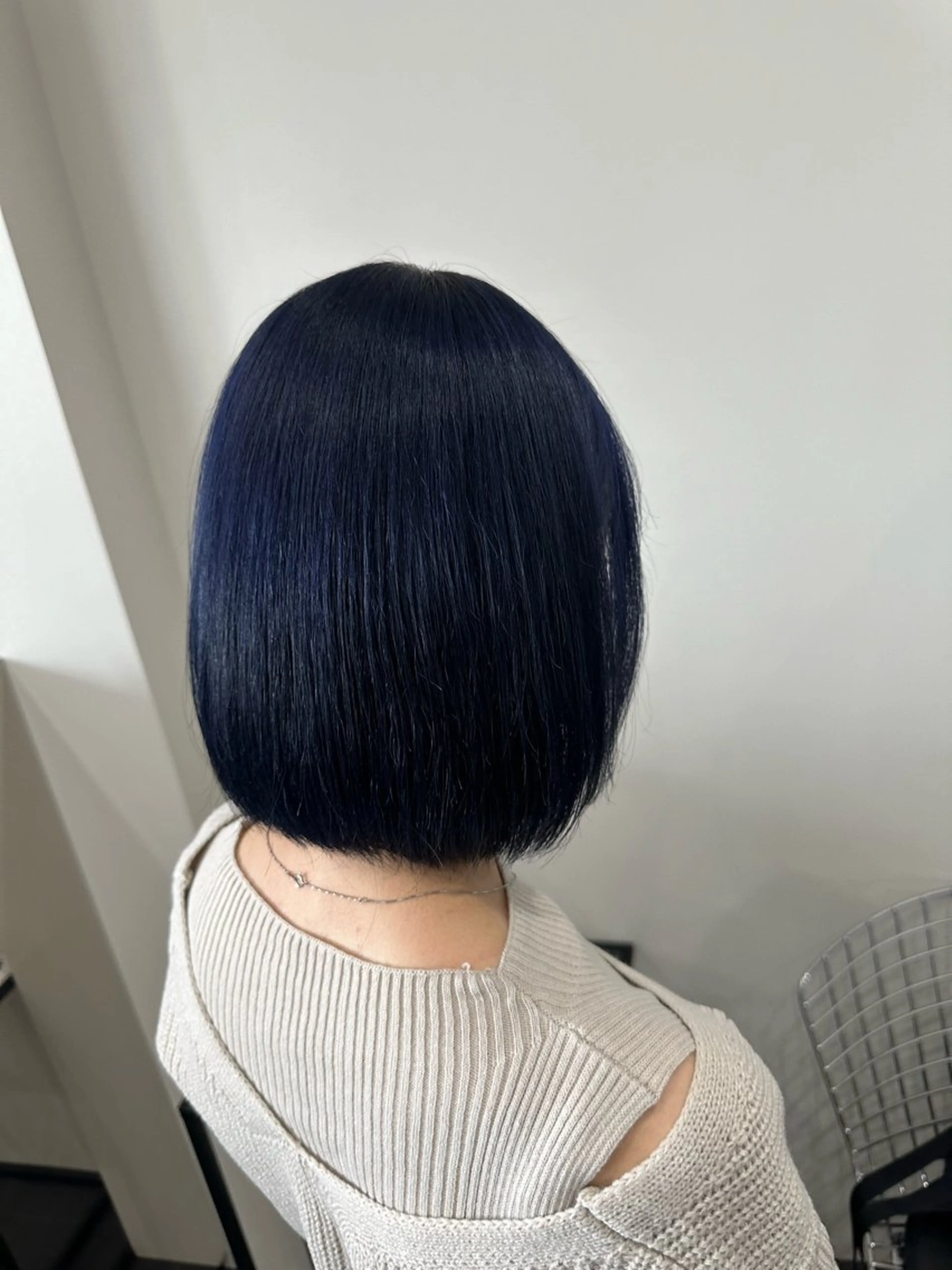 ショート カラー ブリーチ ブルーカラー ケアブリーチ ダブルカラー ネイビーカラー ヘアカラー 透明感/ブリーチ縮毛 /髪質改善/星野純一のヘアスタイル