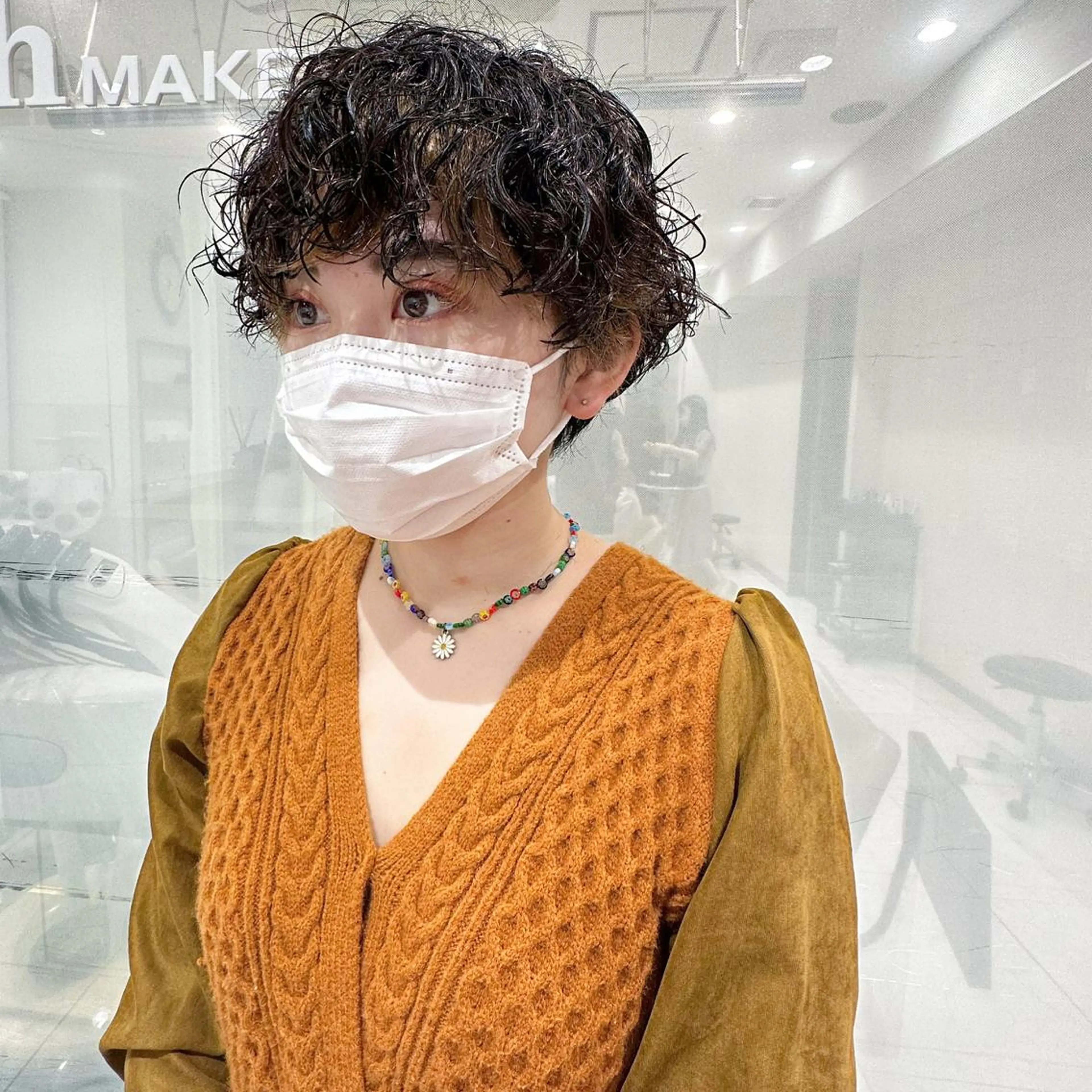 ショート パーマ くせ毛 ショートヘア hollo原宿所属・パーマ/ハイトーン 🎀Rumiのヘアスタイル