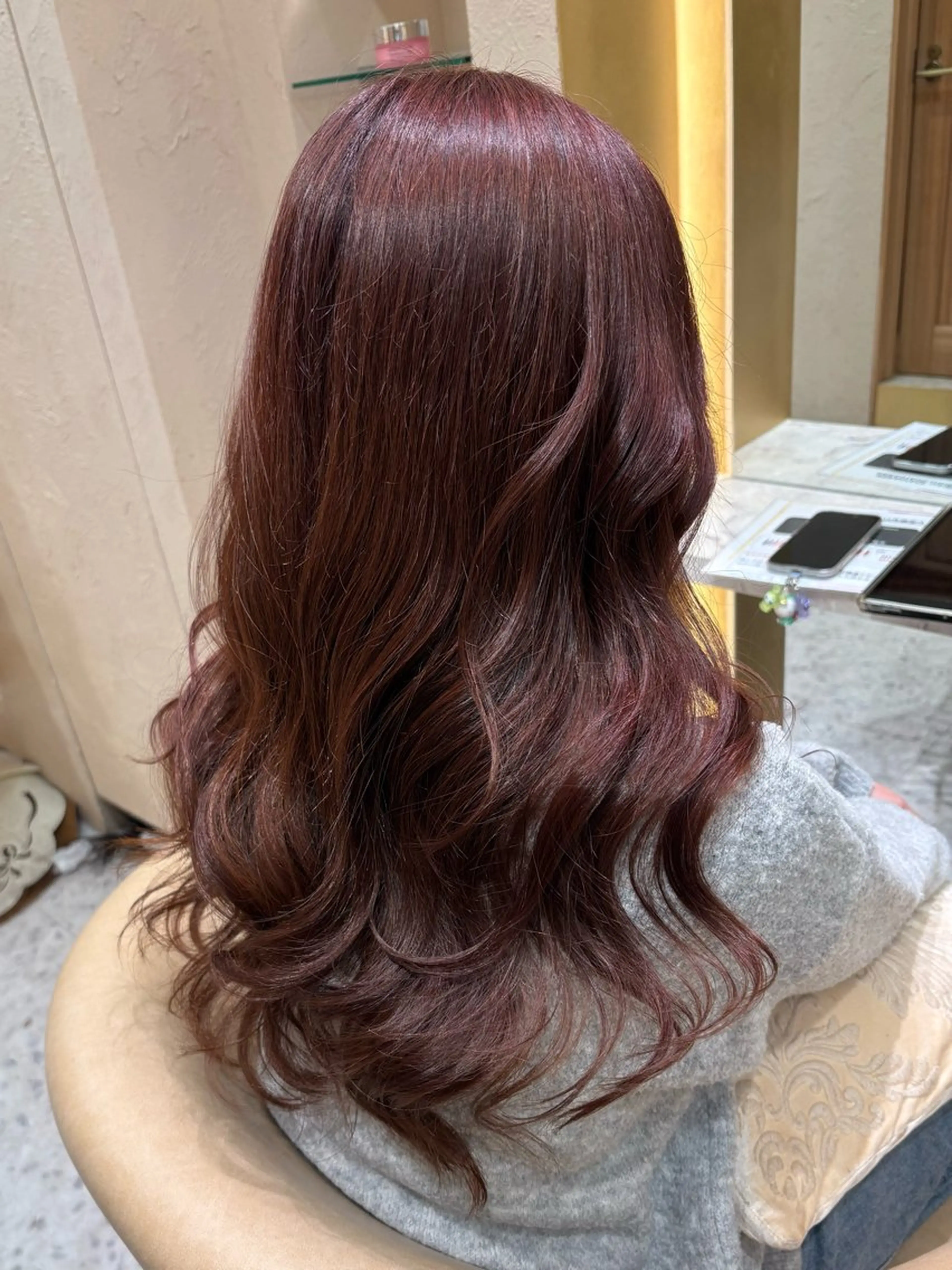 ロング ヘアカラー トリートメント Kanami/韓国風 /艶カラーのヘアスタイル
