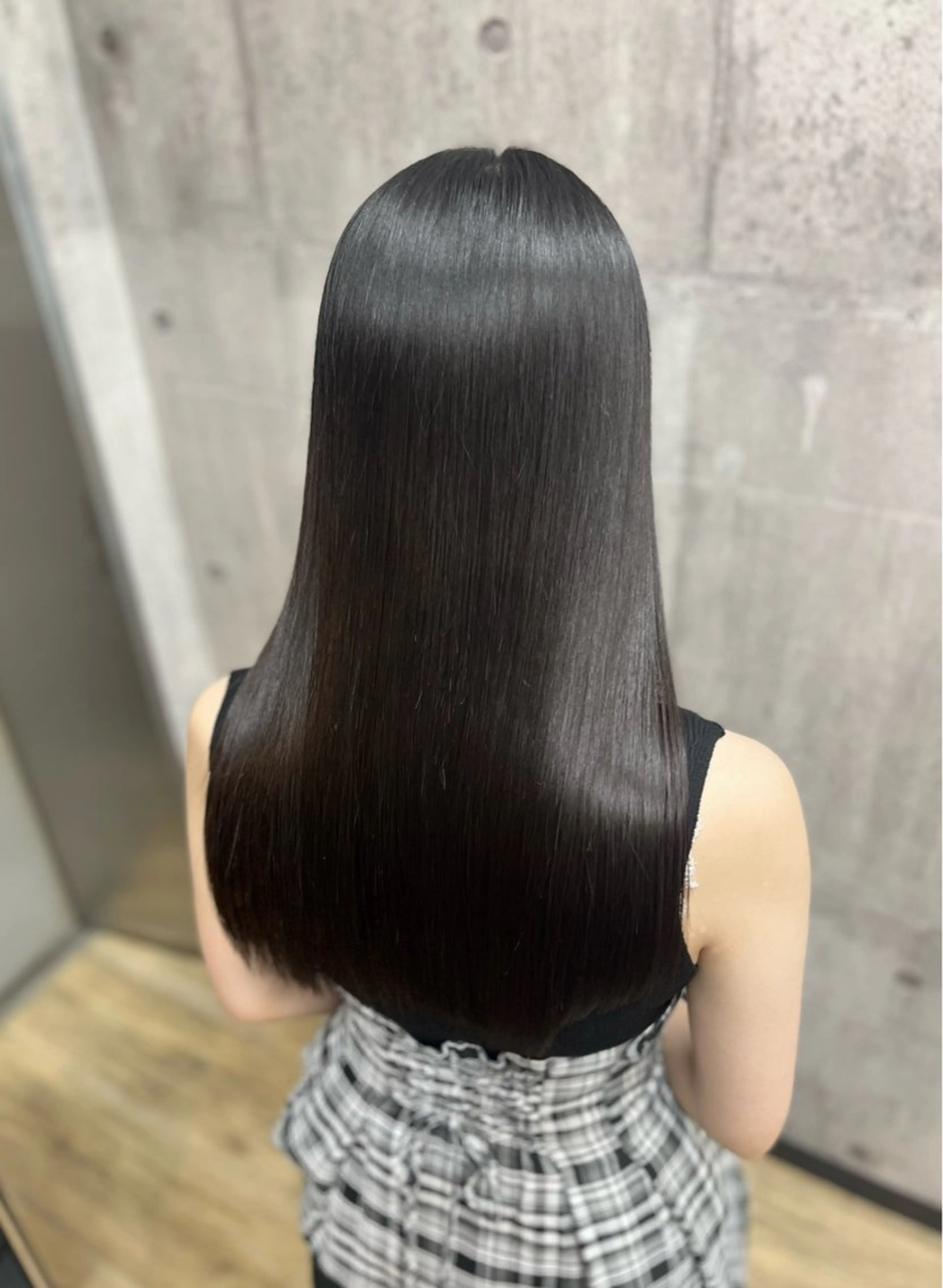 ロング カット 縮毛矯正 トリートメント 艶髪🌈ムラカミ サキのヘアスタイル