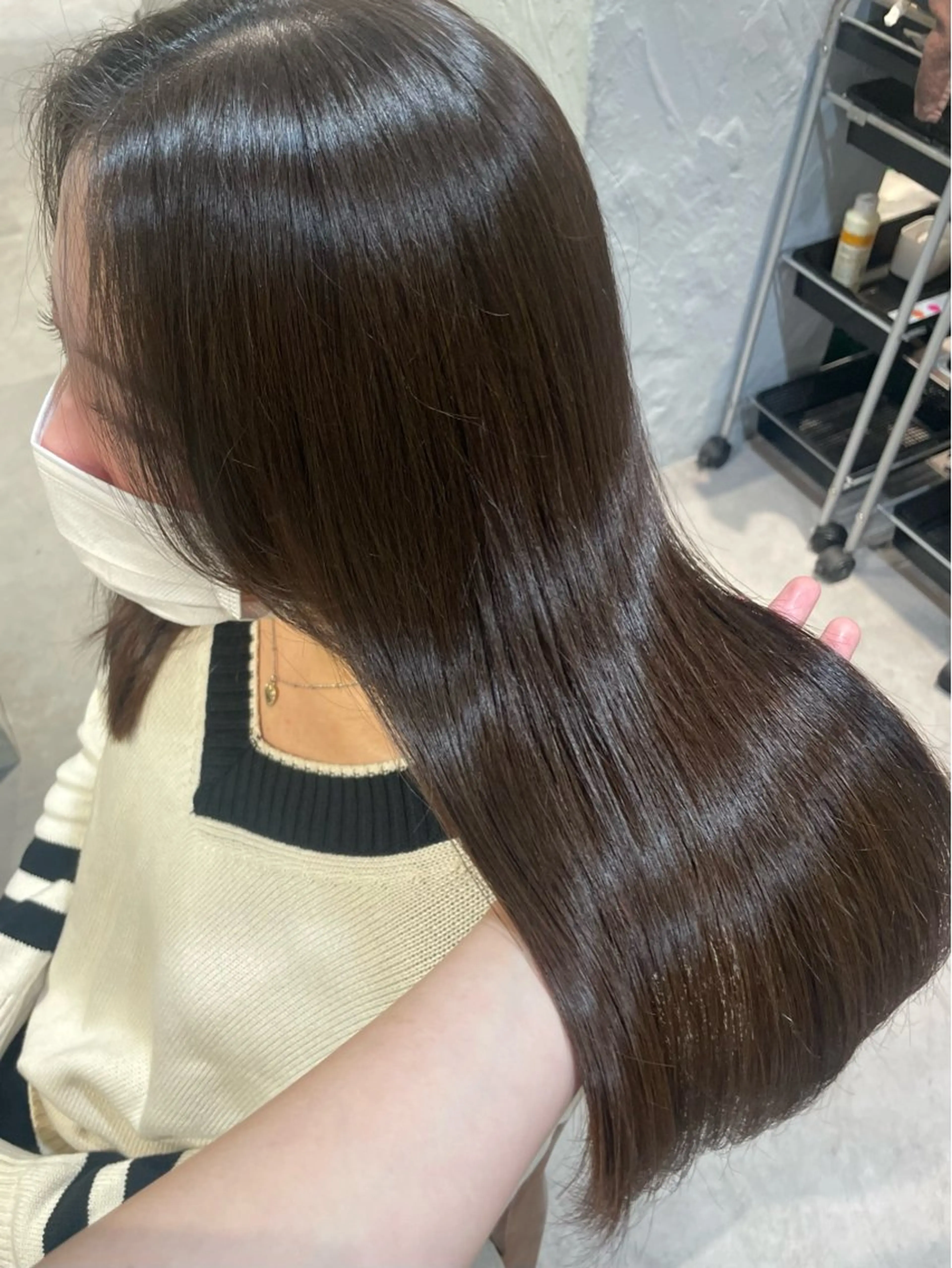 ロング カラー 透明感カラー グレージュ トリートメント ヘアカラー トリートメント 若月 あやかのヘアスタイル
