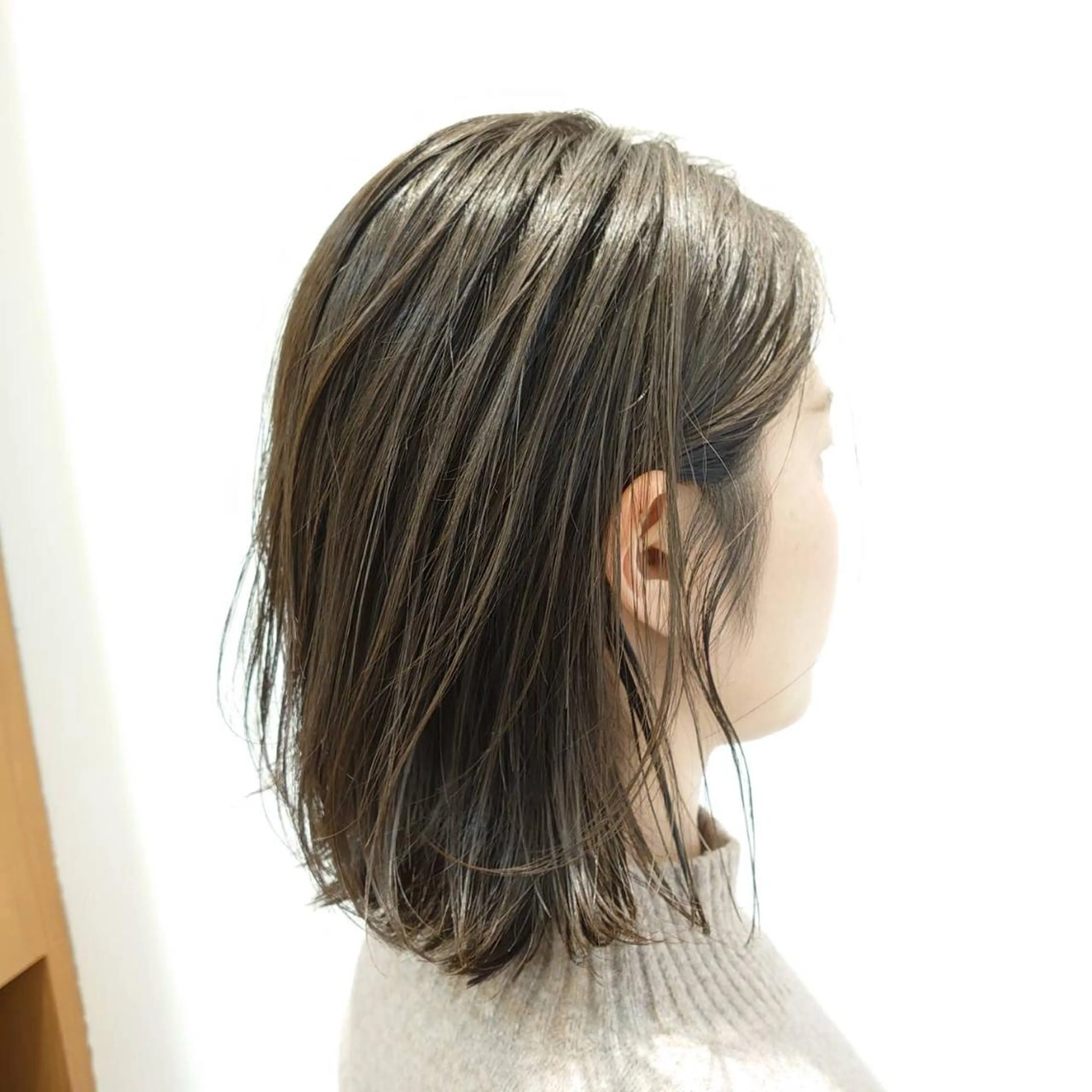 ミディアム 【店長】 ワンシーのヘアスタイル