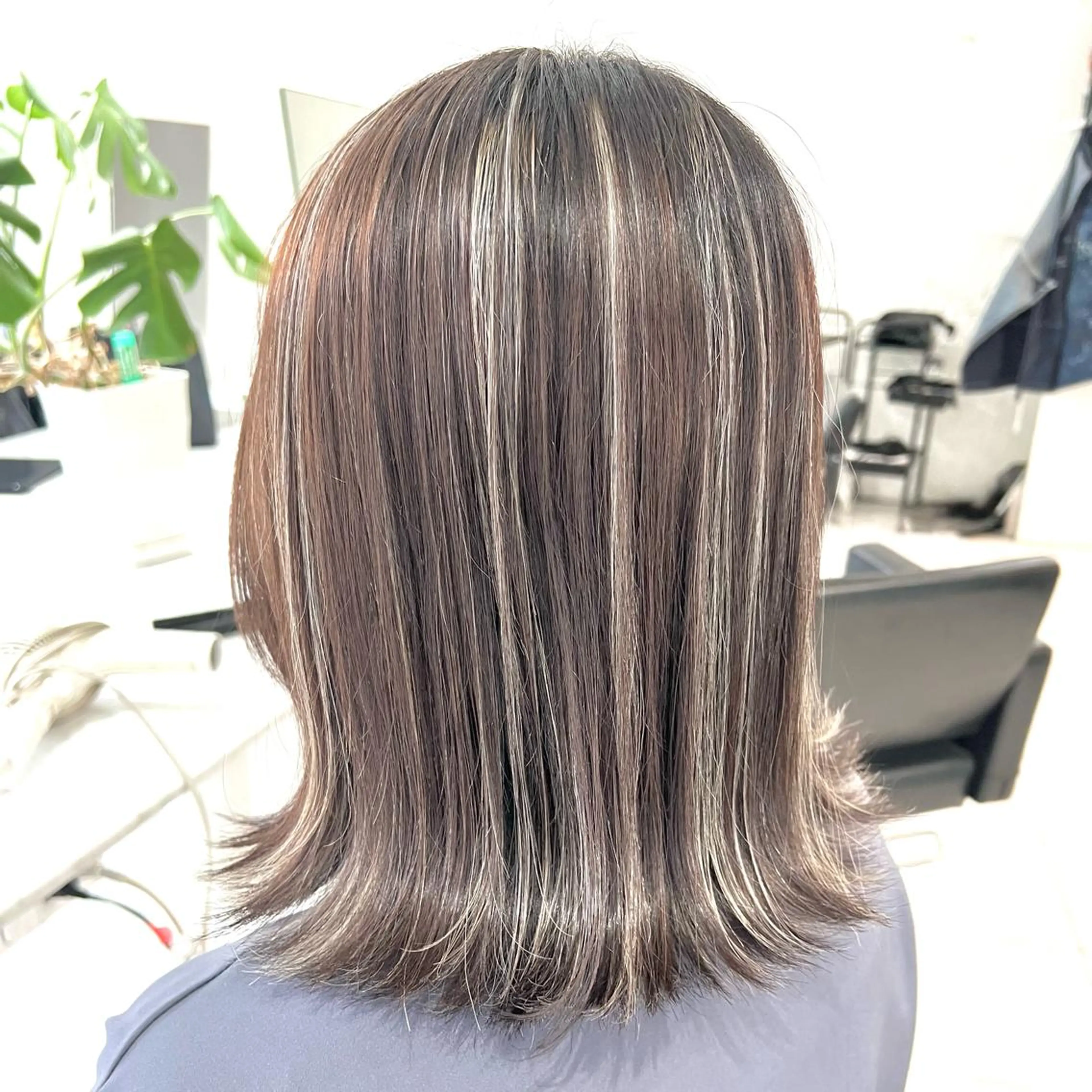 セミロング カラー パーマ ヘアアレンジ メンズ キッズ ネイル マツエク・マツパ アイブロウ ✨韓国/外国人風✨ 江原巧のヘアスタイル