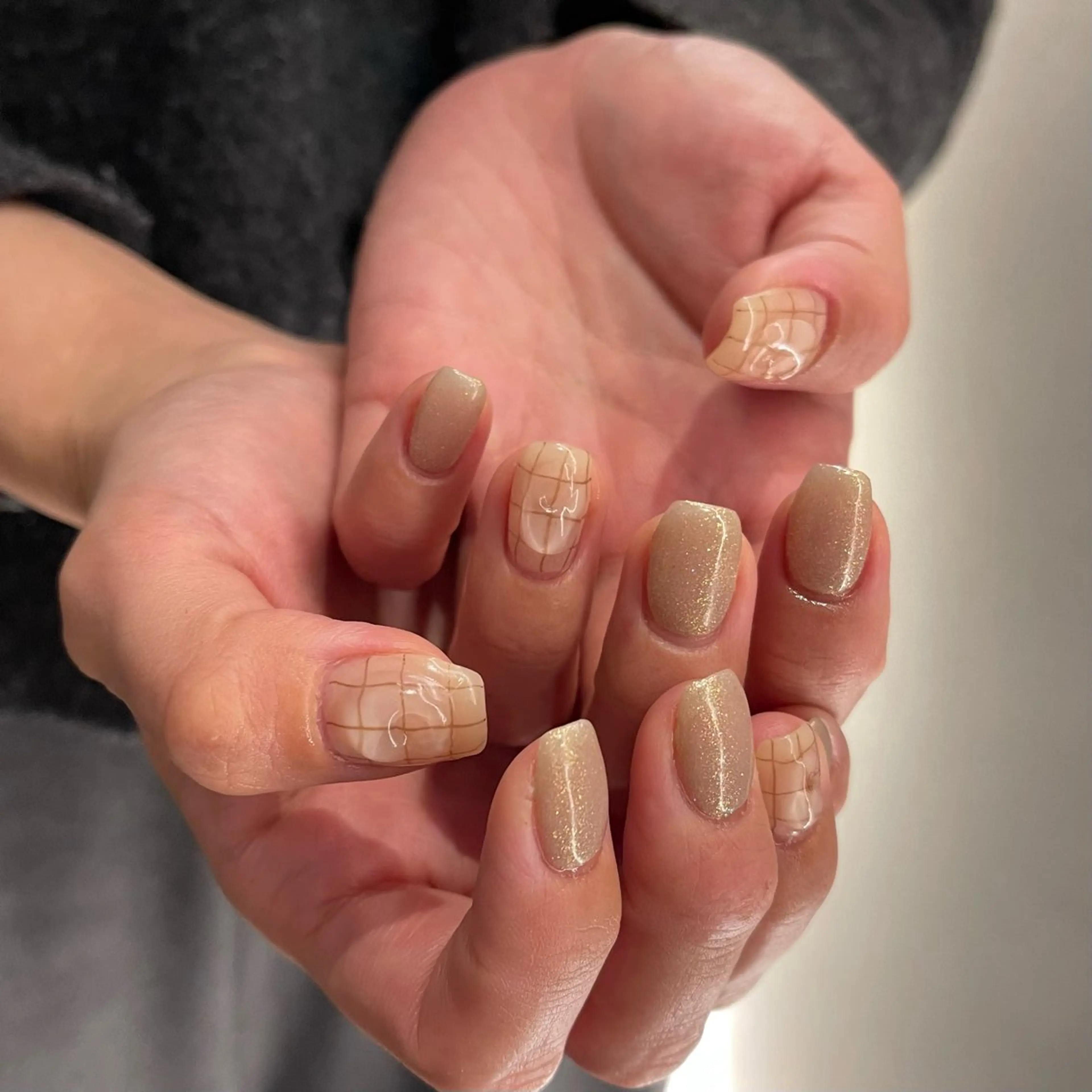 ネイル ハンドネイル chihiro 🗽のネイルデザイン