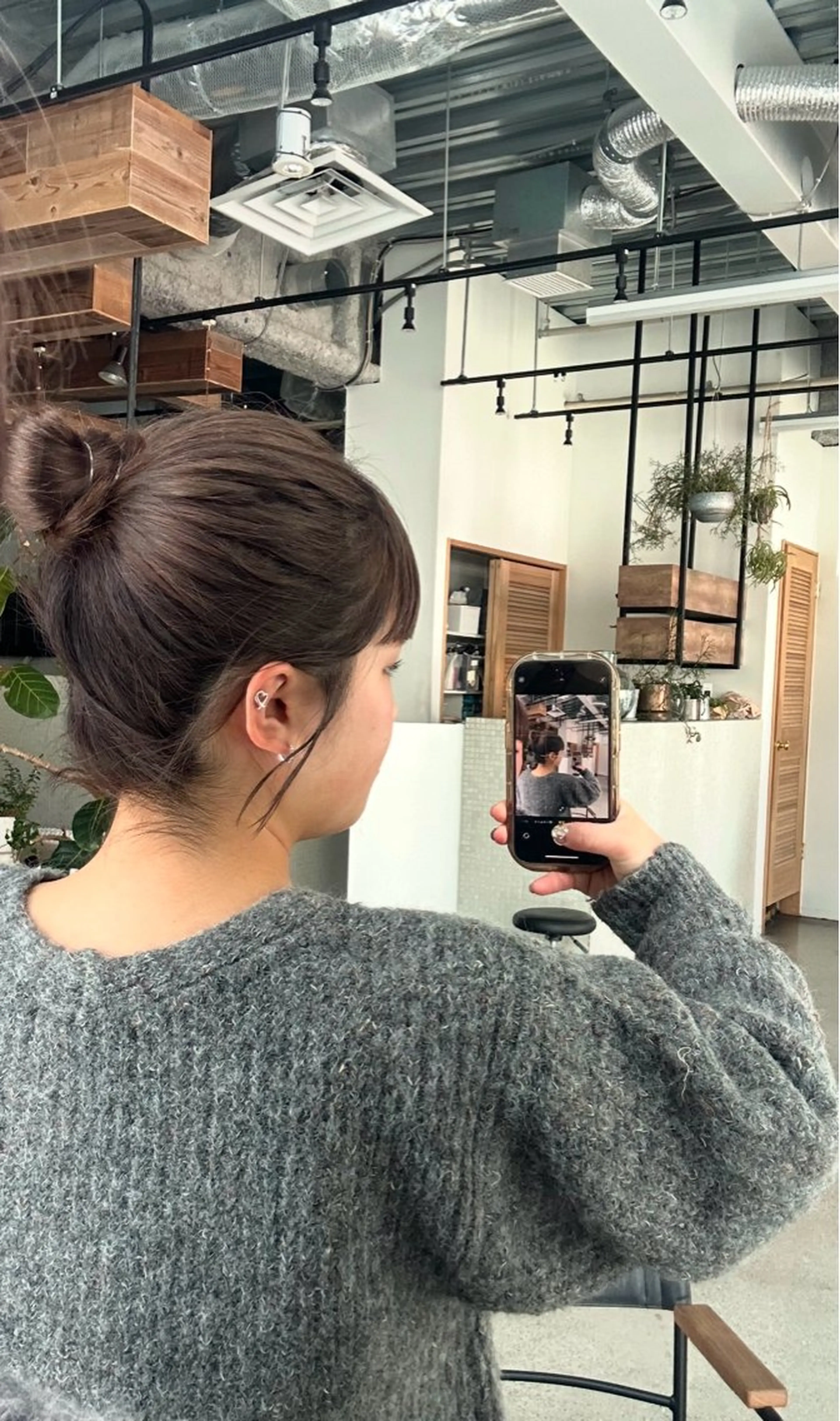 ミディアム カラー ブリーチ 透明感カラー グレージュ ヘアカラー カラーモデル募集/ 💙安藤美海💙のヘアスタイル