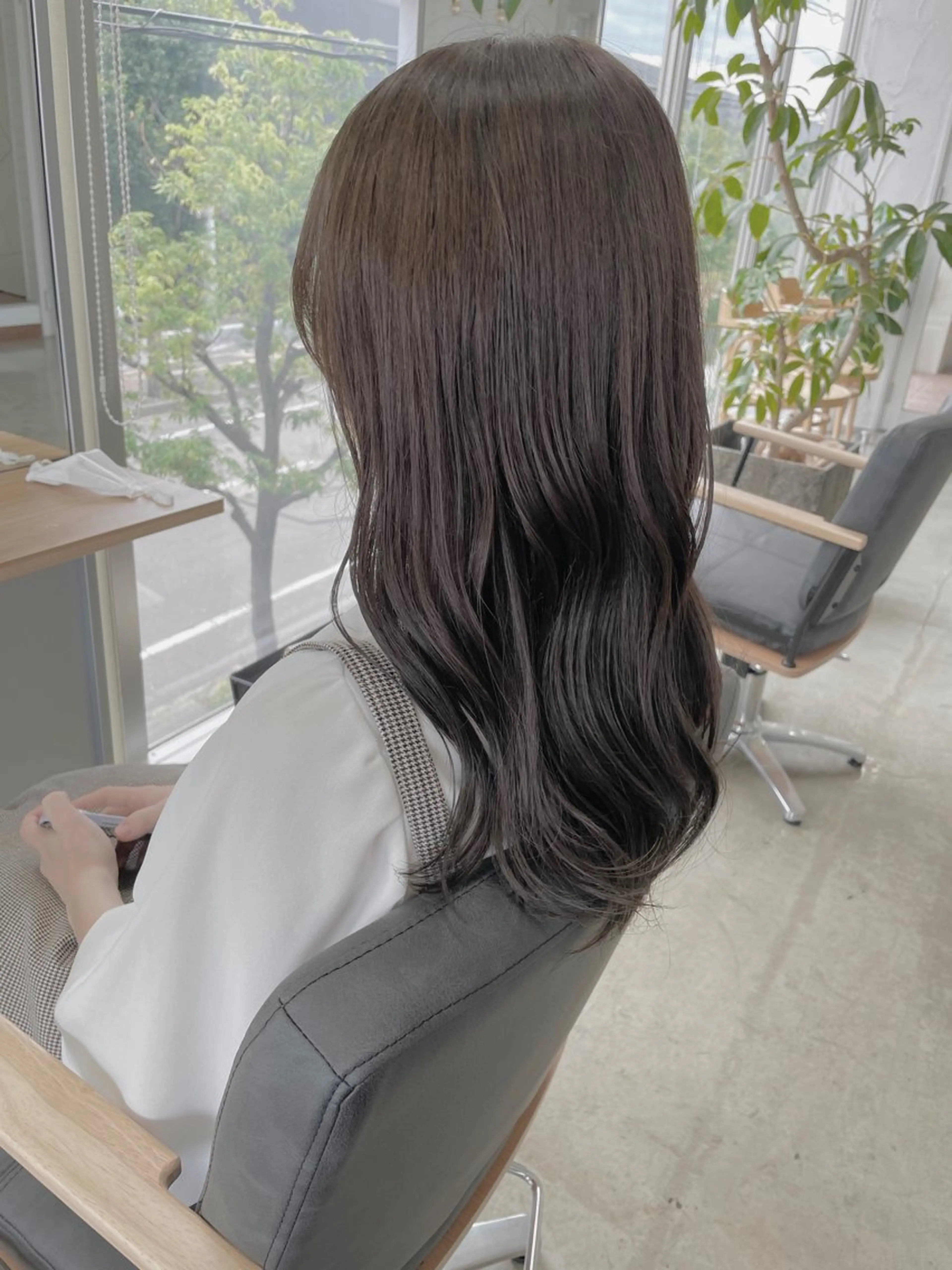 セミロング カラー 髪質改善とカラー特化 ✨Hito.nowaのヘアスタイル