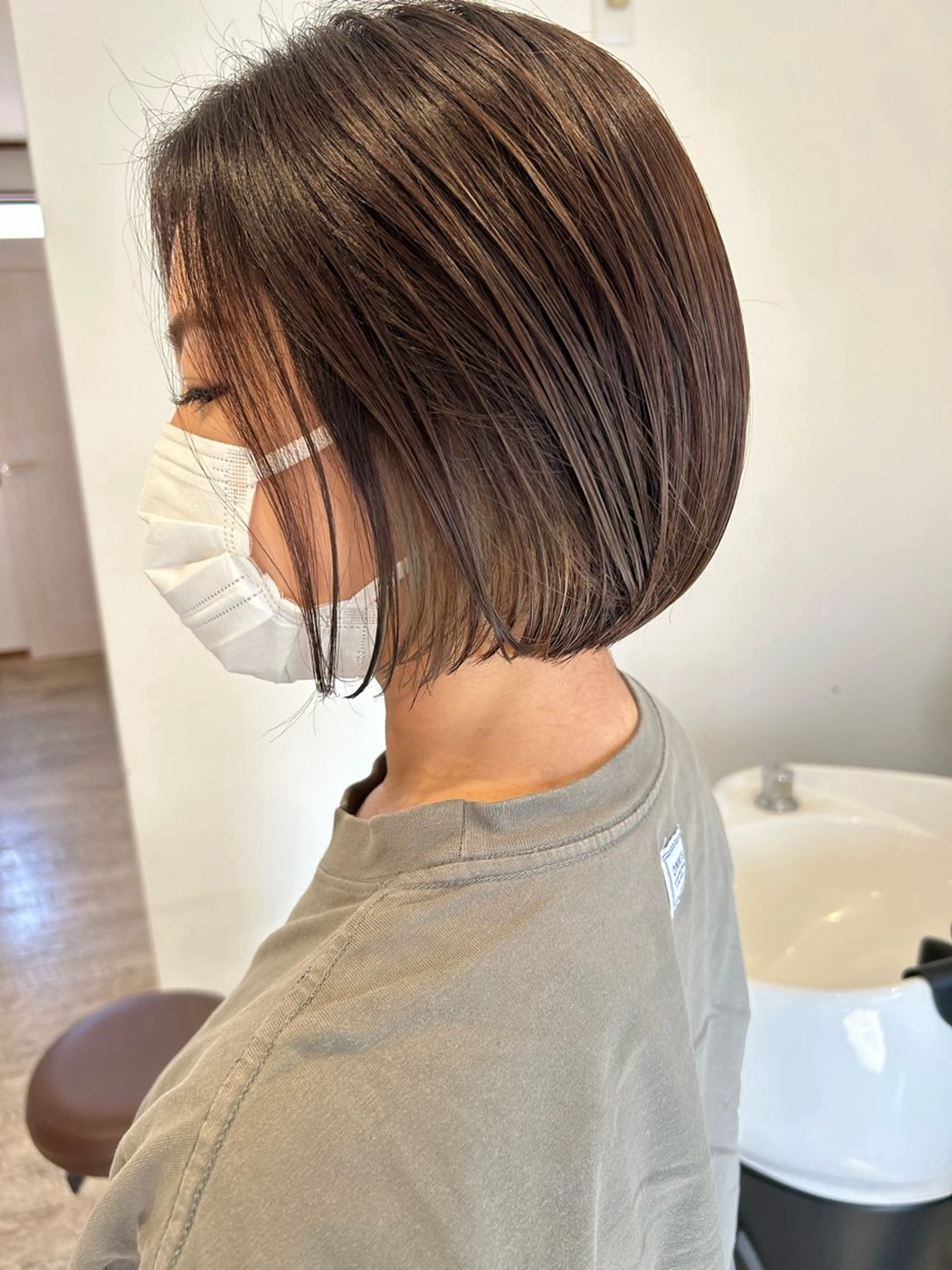 ショート カラー グレージュ インナーカラー ボブ 髪の悩みを解決！ 那須達敦のヘアスタイル