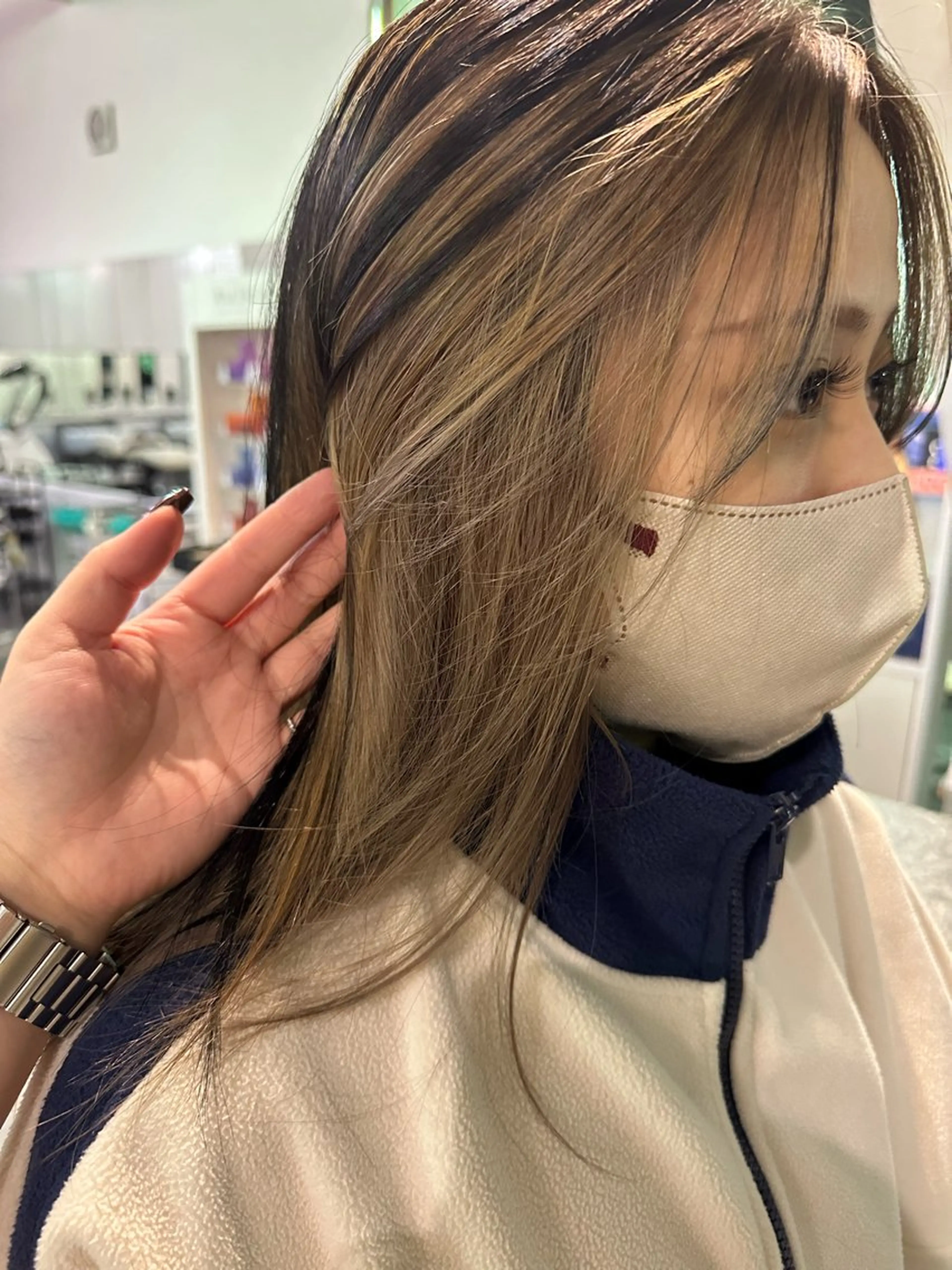 カラー ヘアカラー 町田 里奈のヘアスタイル