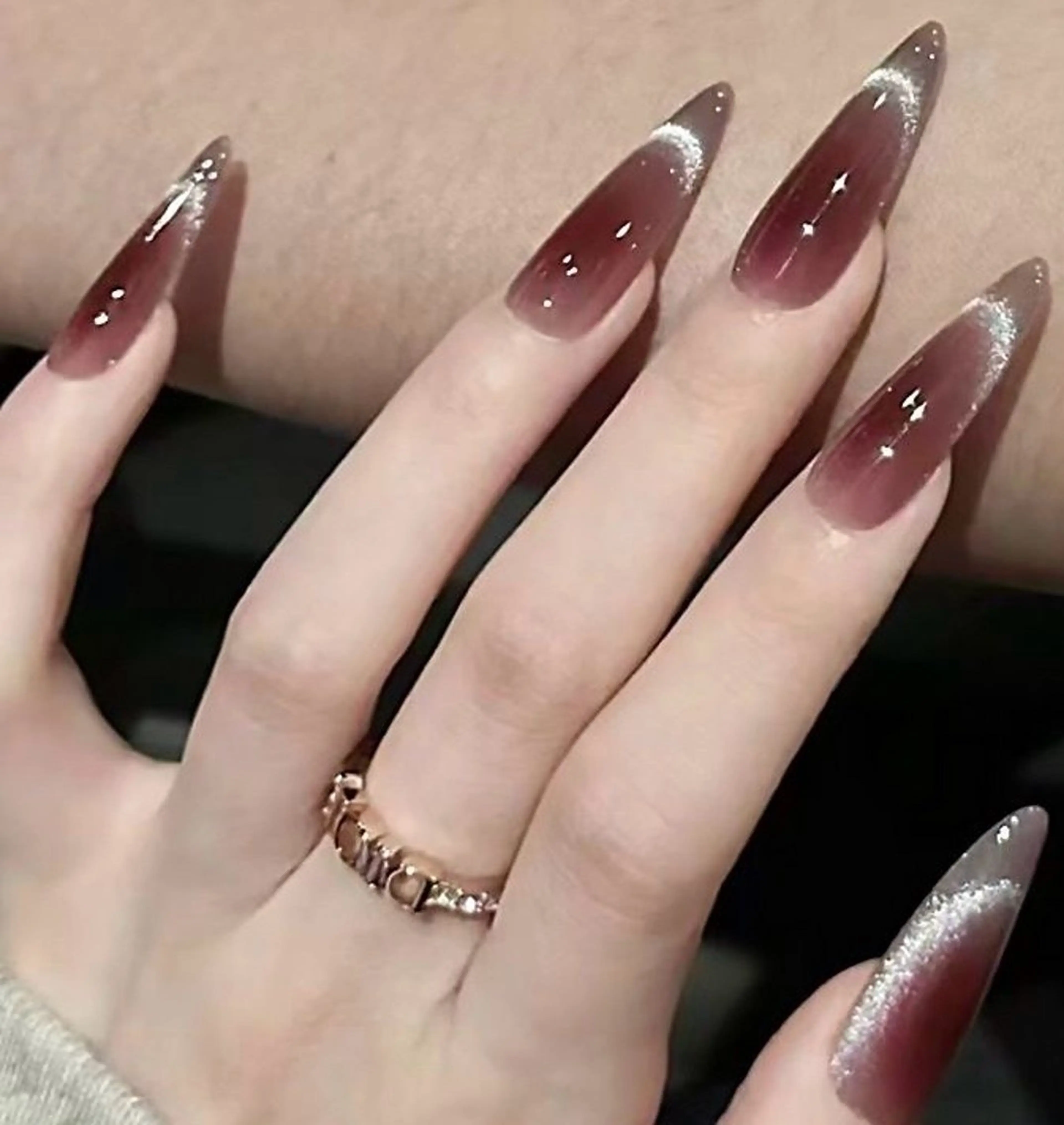 ネイル Minoan Tのネイルデザイン