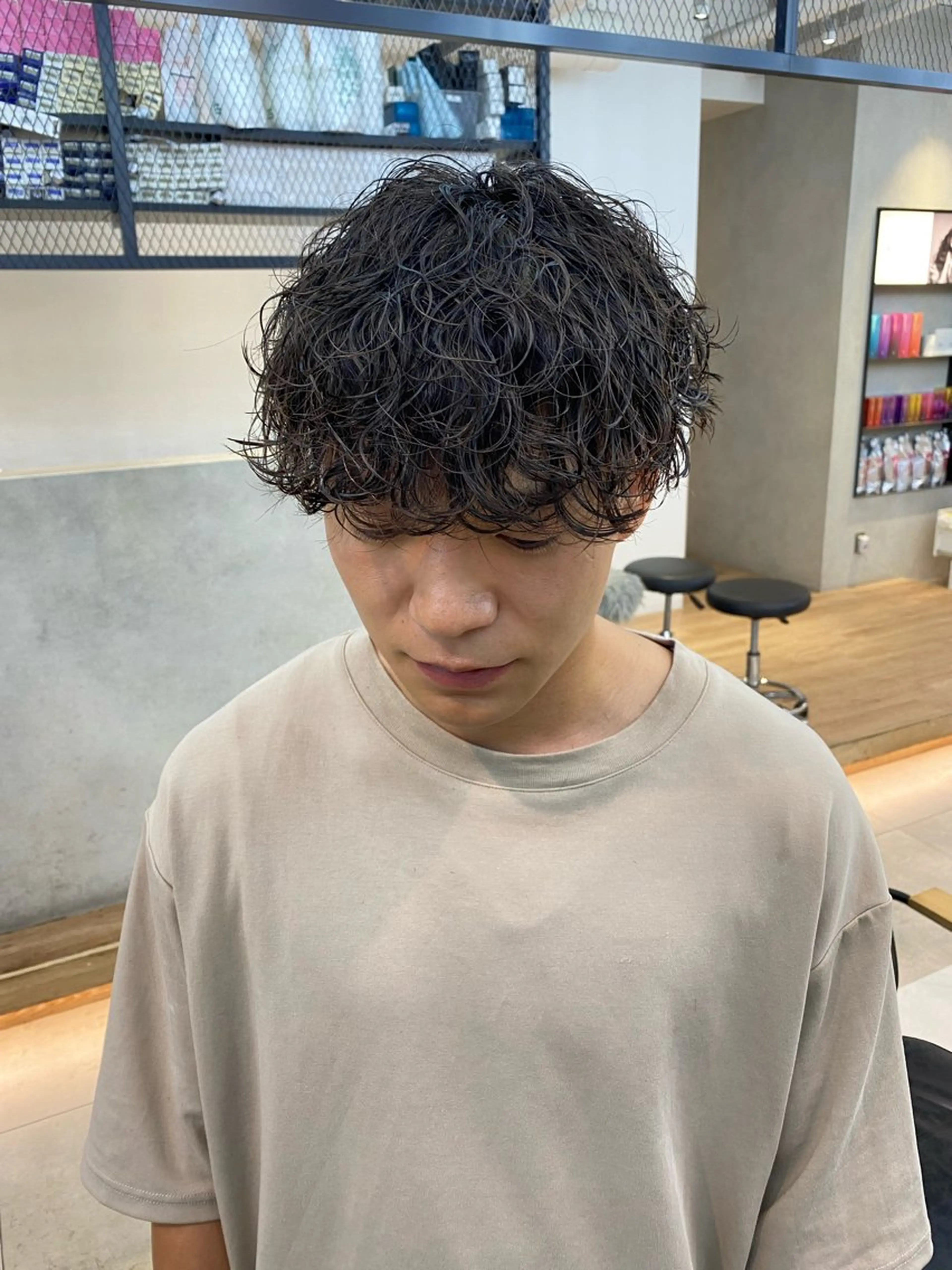 パーマ メンズ カット パーマ 新宿【メンズパーマ】 塩澤太一のヘアスタイル
