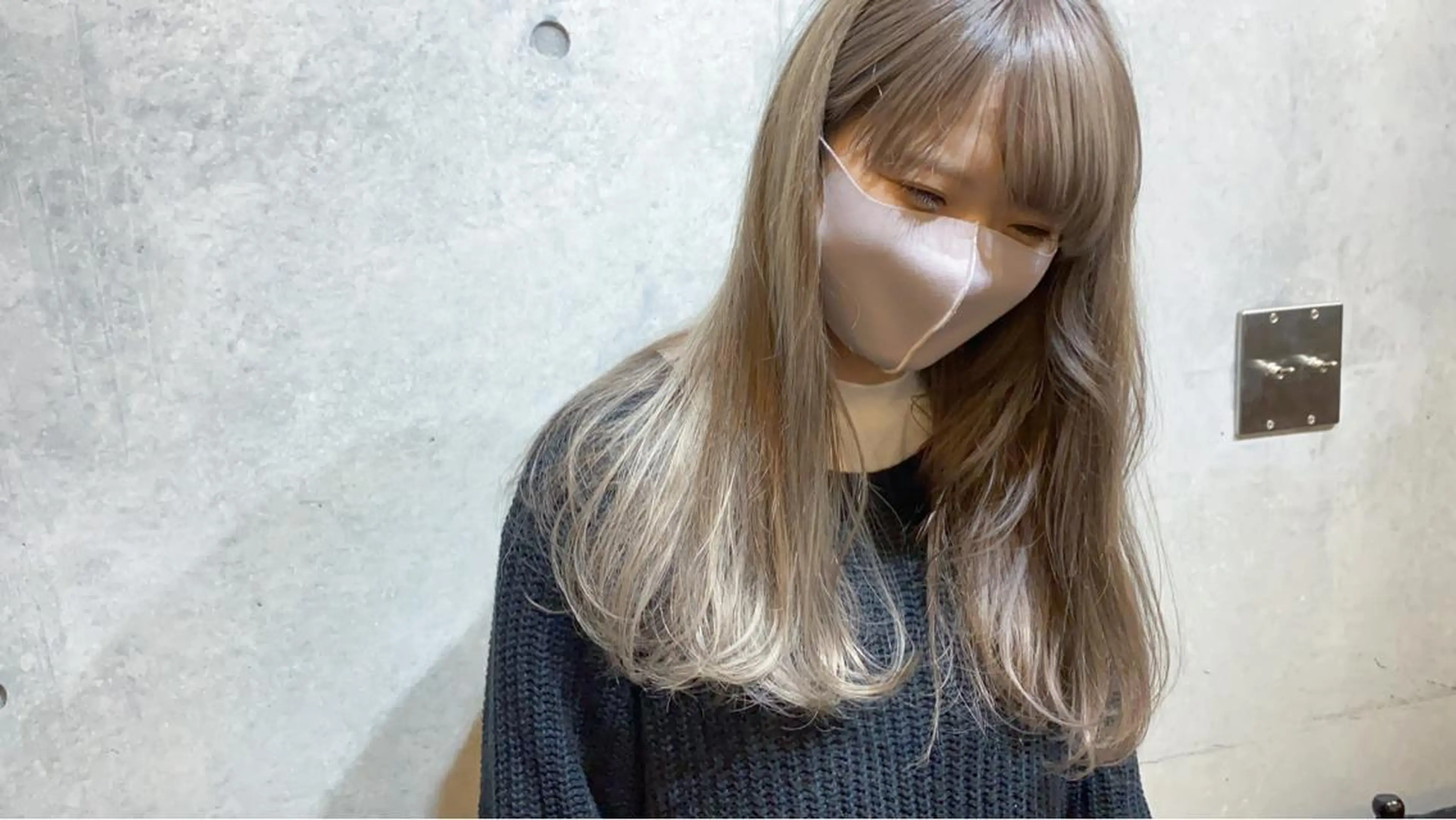 ロング カラー 艶髪ブリーチ 永井竜也のヘアスタイル