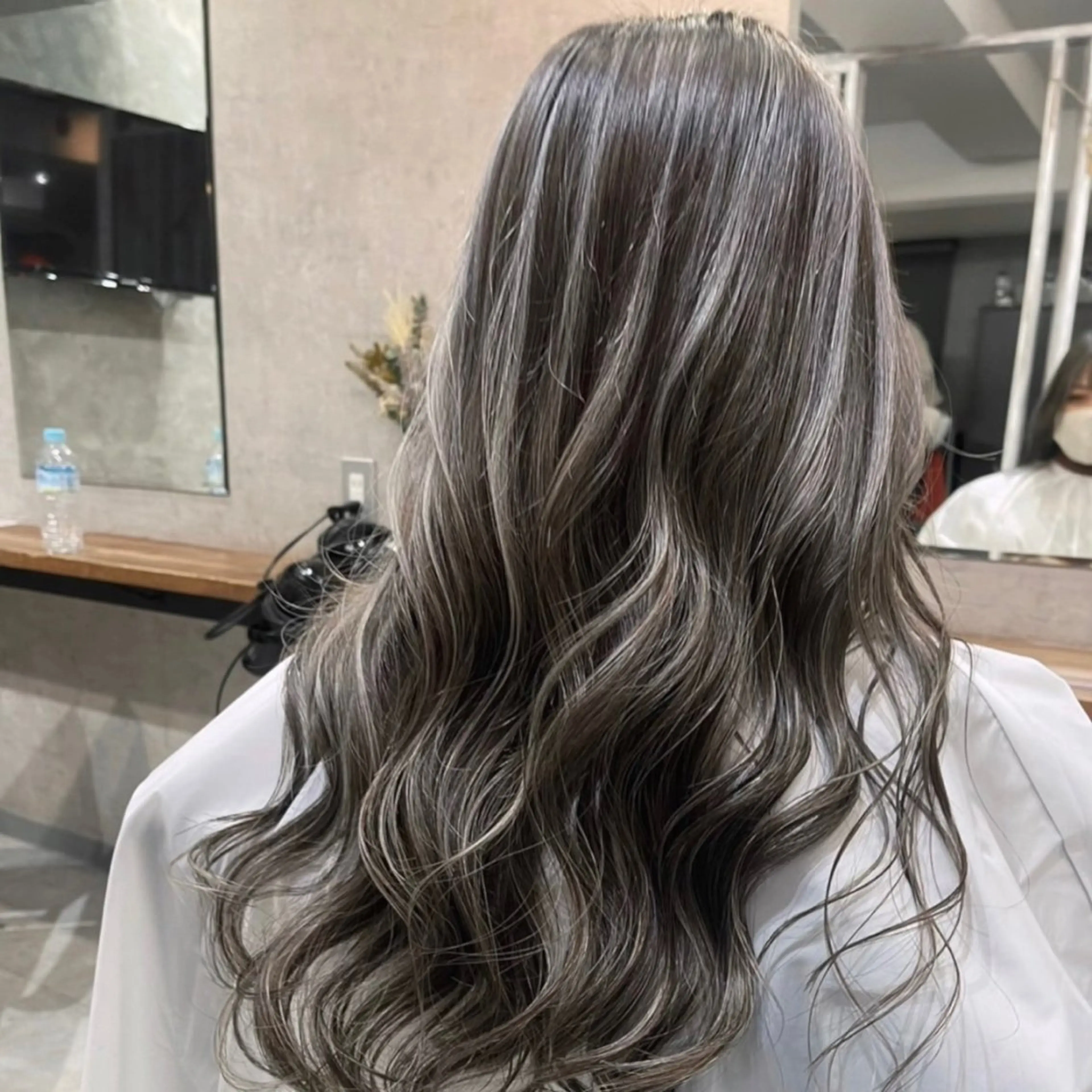 カラー ハイライトカラー 沼野 奈美/CREAMのヘアスタイル