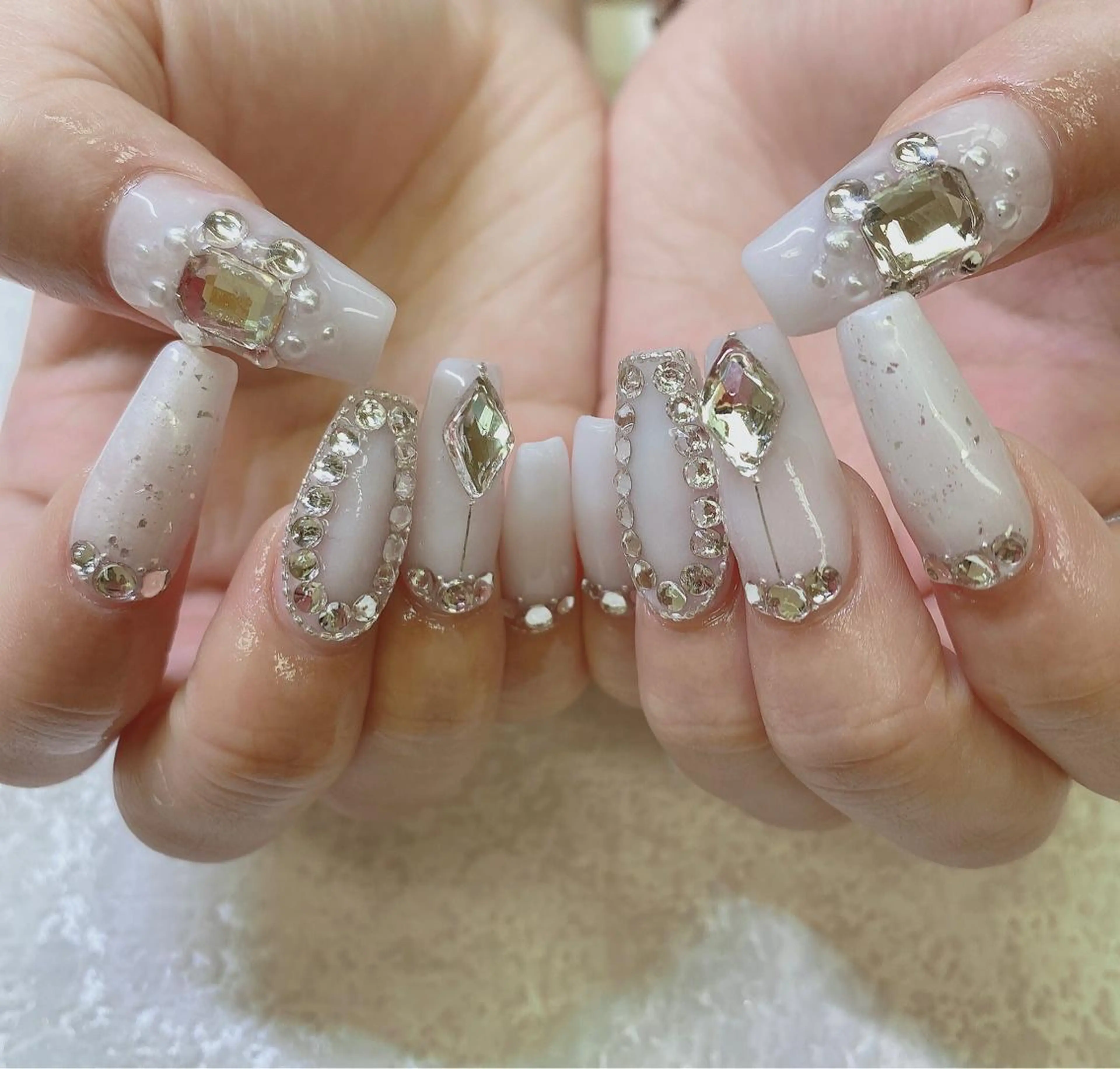 ミディアム ハンドネイル JNA認定講師🌸 RIEのネイルデザイン