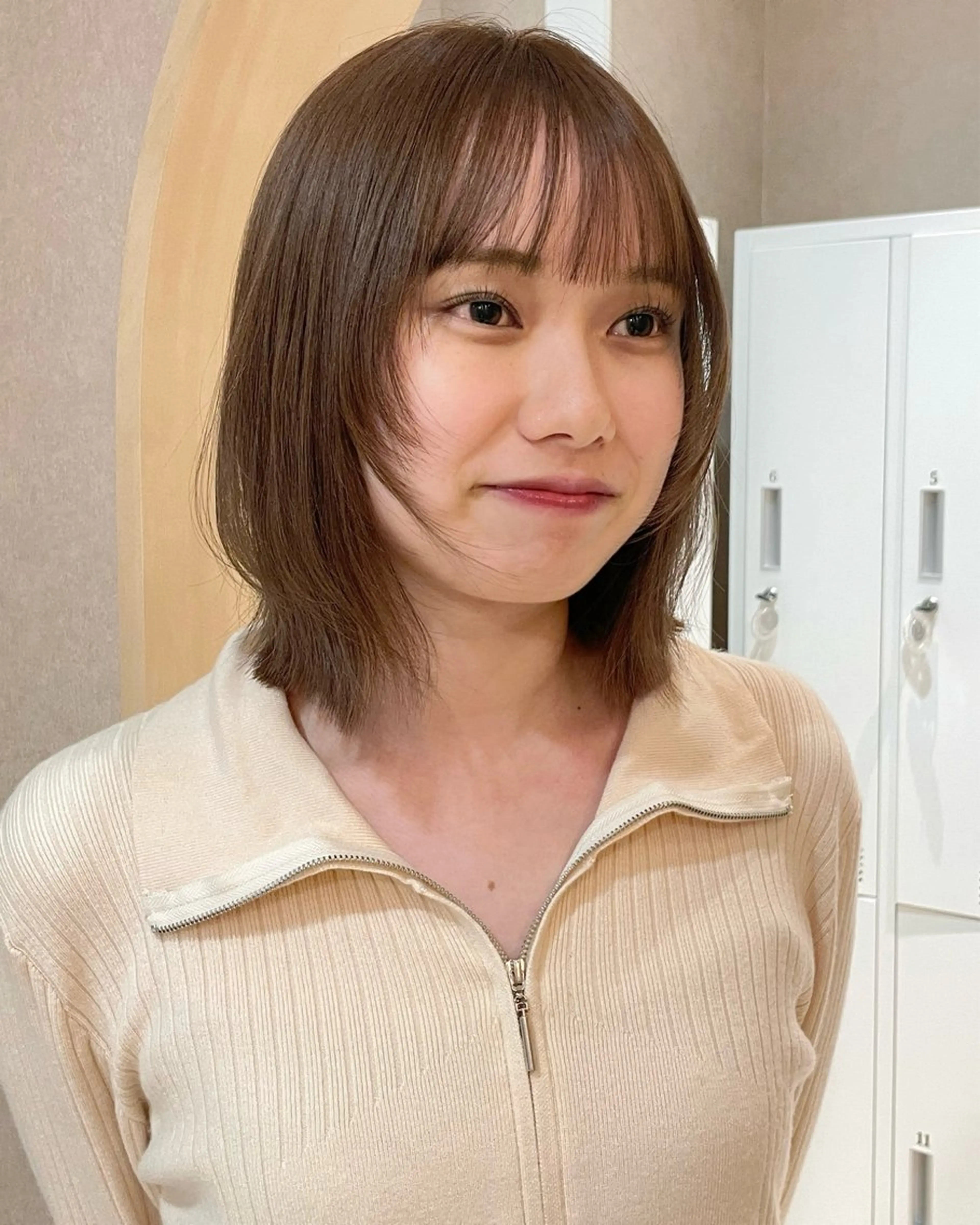 ショート ヘアカラー 似合わせ/透明感 /レイヤー/りほ🤍のヘアスタイル