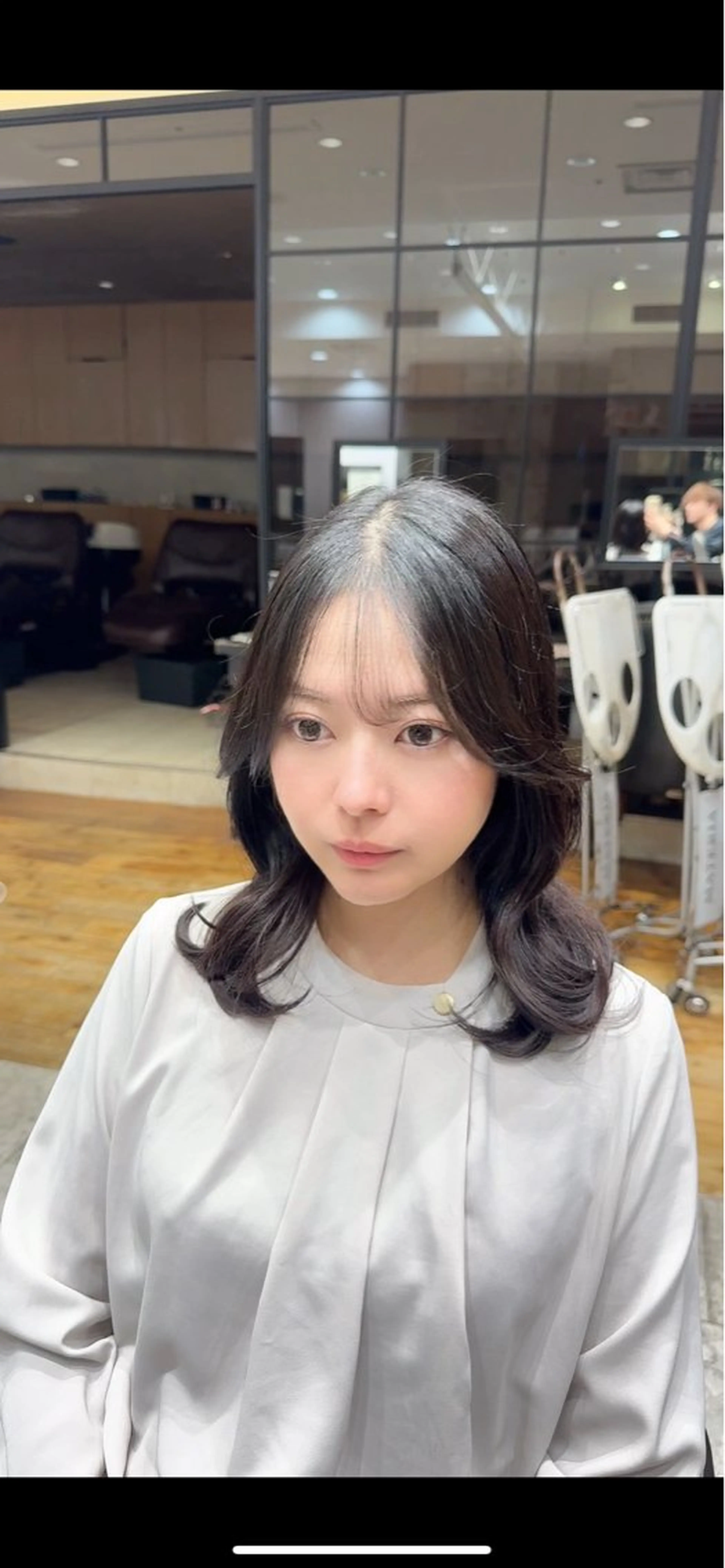 ロング カット 新宿/レイヤー 顔周りカット溝手優太のヘアスタイル