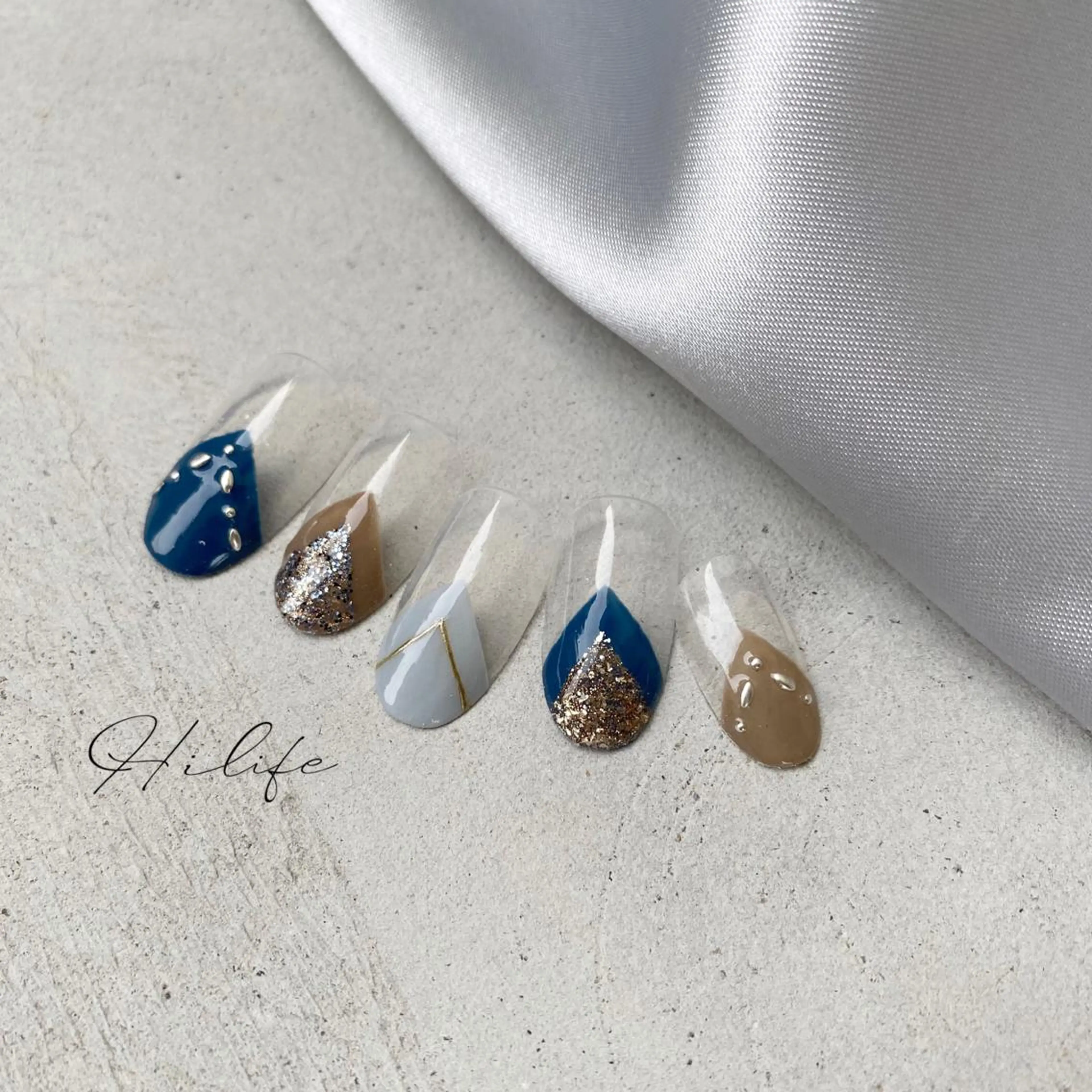 ネイル フレンチネイル Nail Adore.のネイルデザイン