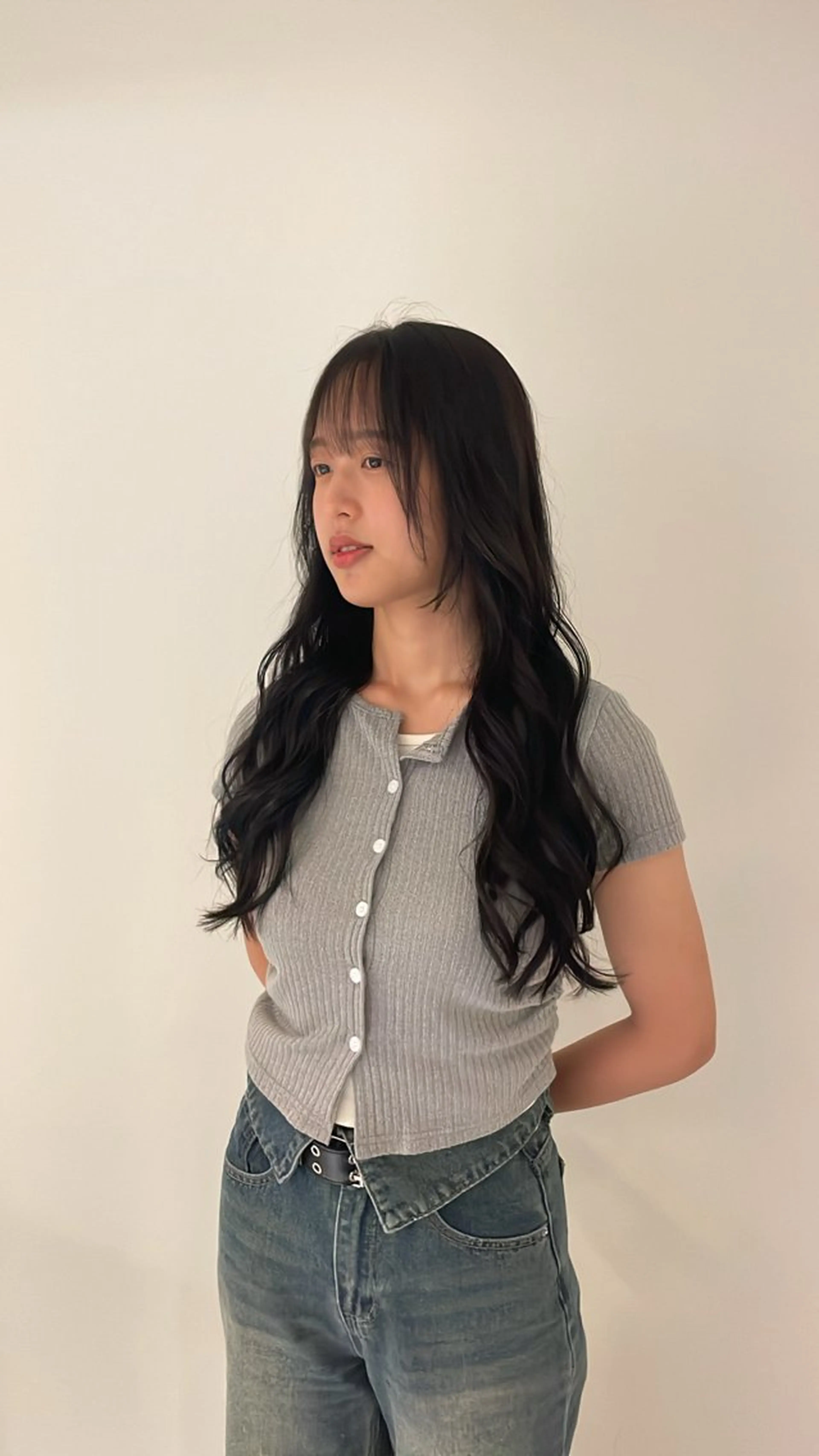 ロング カラー 透明感カラー イルミナカラー ヘアカラー 🦋カラーモデル募集 🦋荒木彩花のヘアスタイル