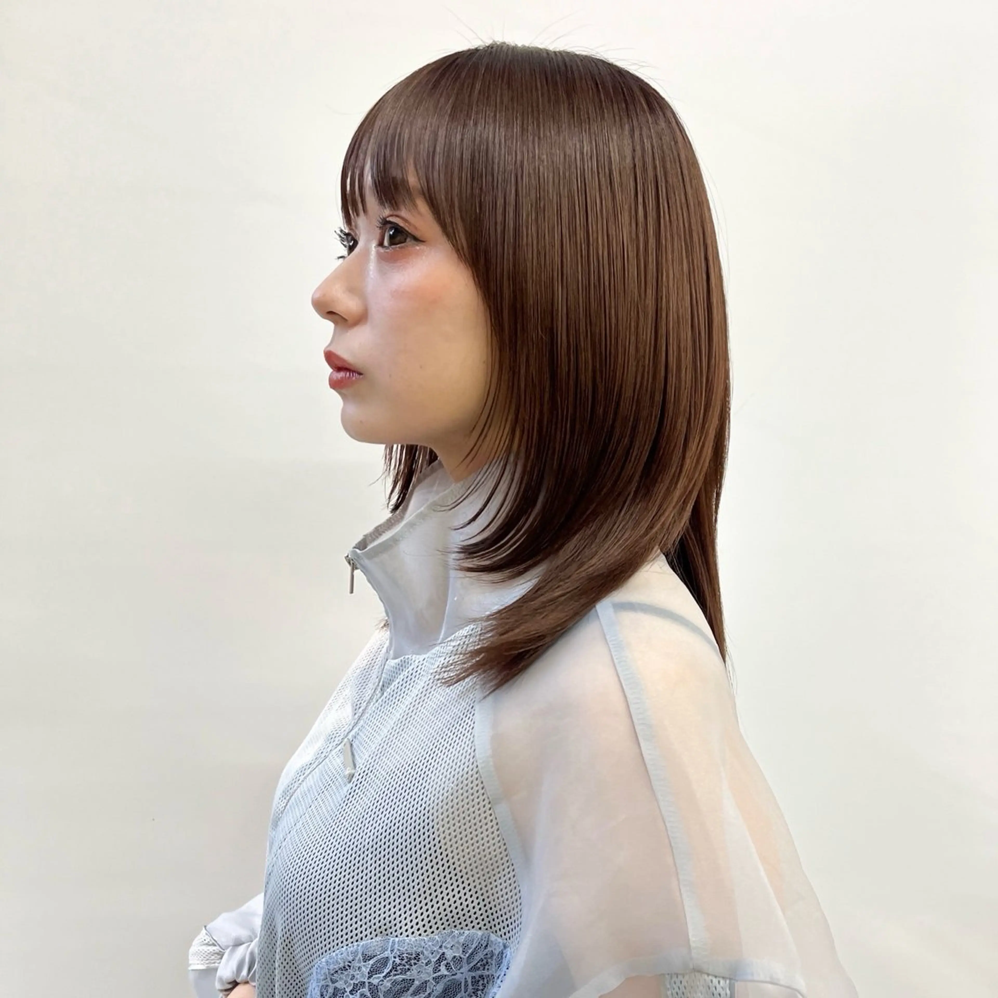 ミディアムカット＋トリートメント️🫧【ミディアムレイヤースタイルに切らせていただける方（鎖骨​〜​鎖骨下3センチ）】の写真
