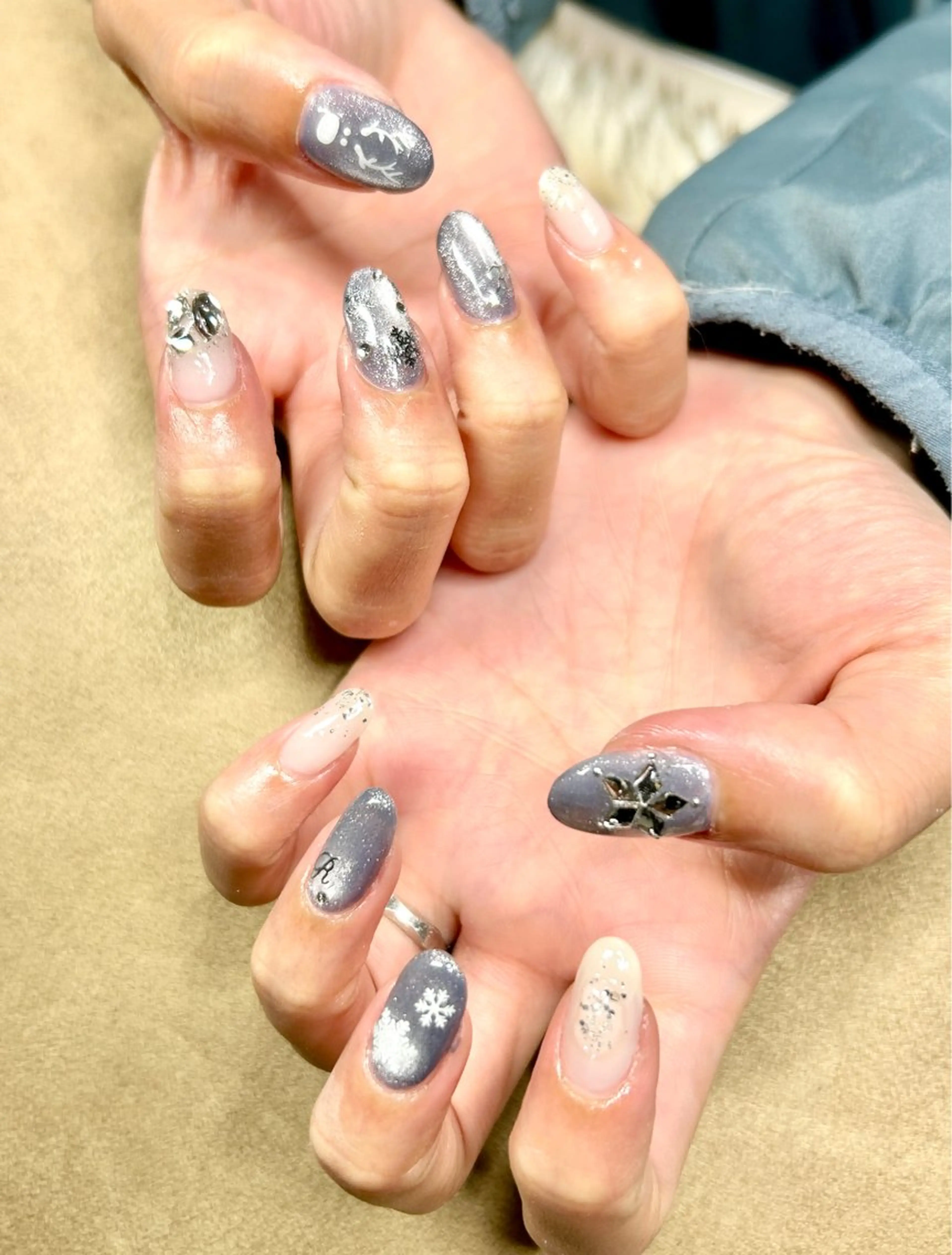 ネイル nailroom HARU.のネイルデザイン