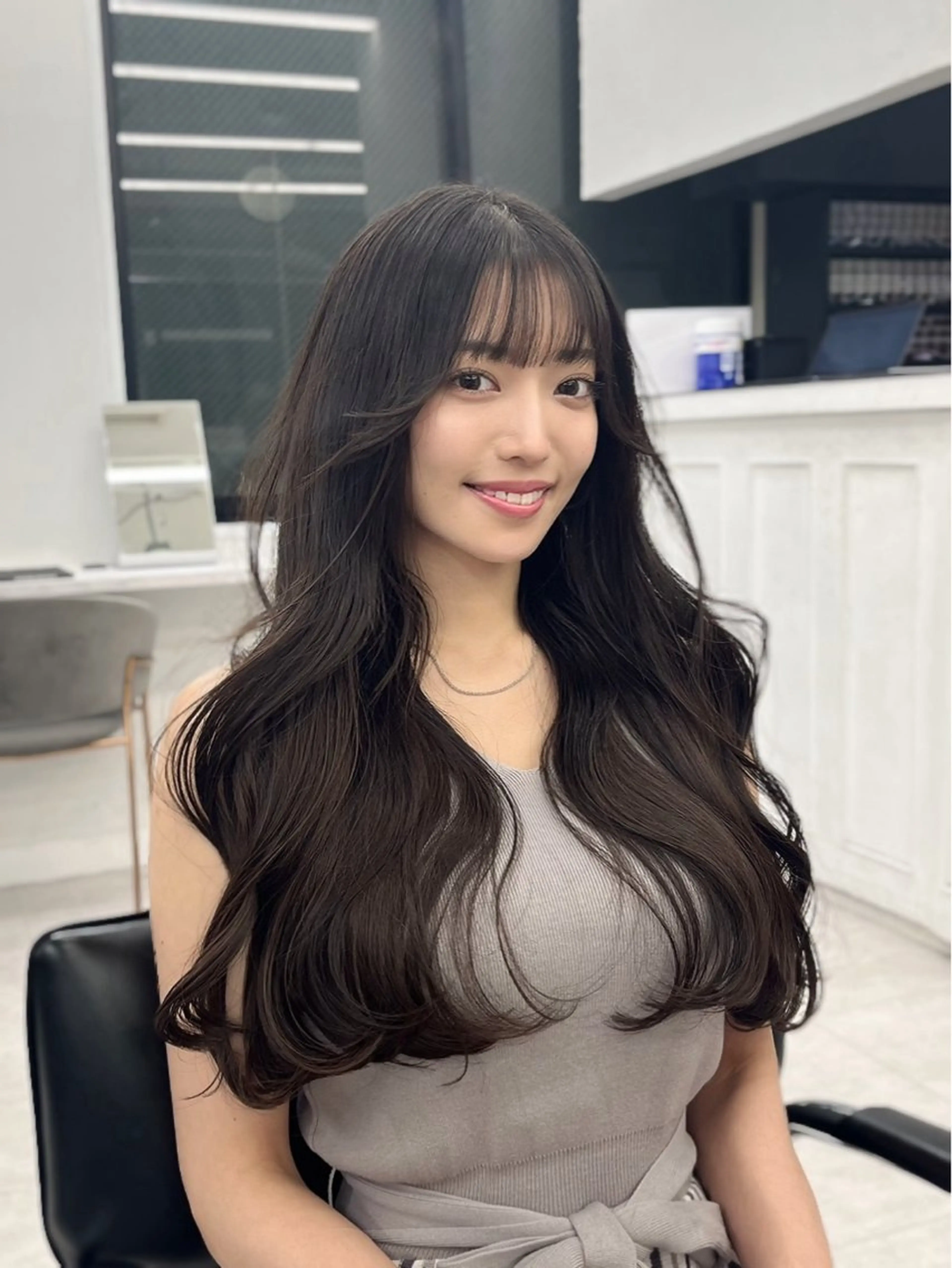 セミロング カラー パーマ ヘアアレンジ メンズ メンズ韓国風 イルミナカラー 髪質改善 韓国風ヘア レイヤーカット 韓国ヘア×顔まわり 🇰🇷和知拓郎のヘアスタイル