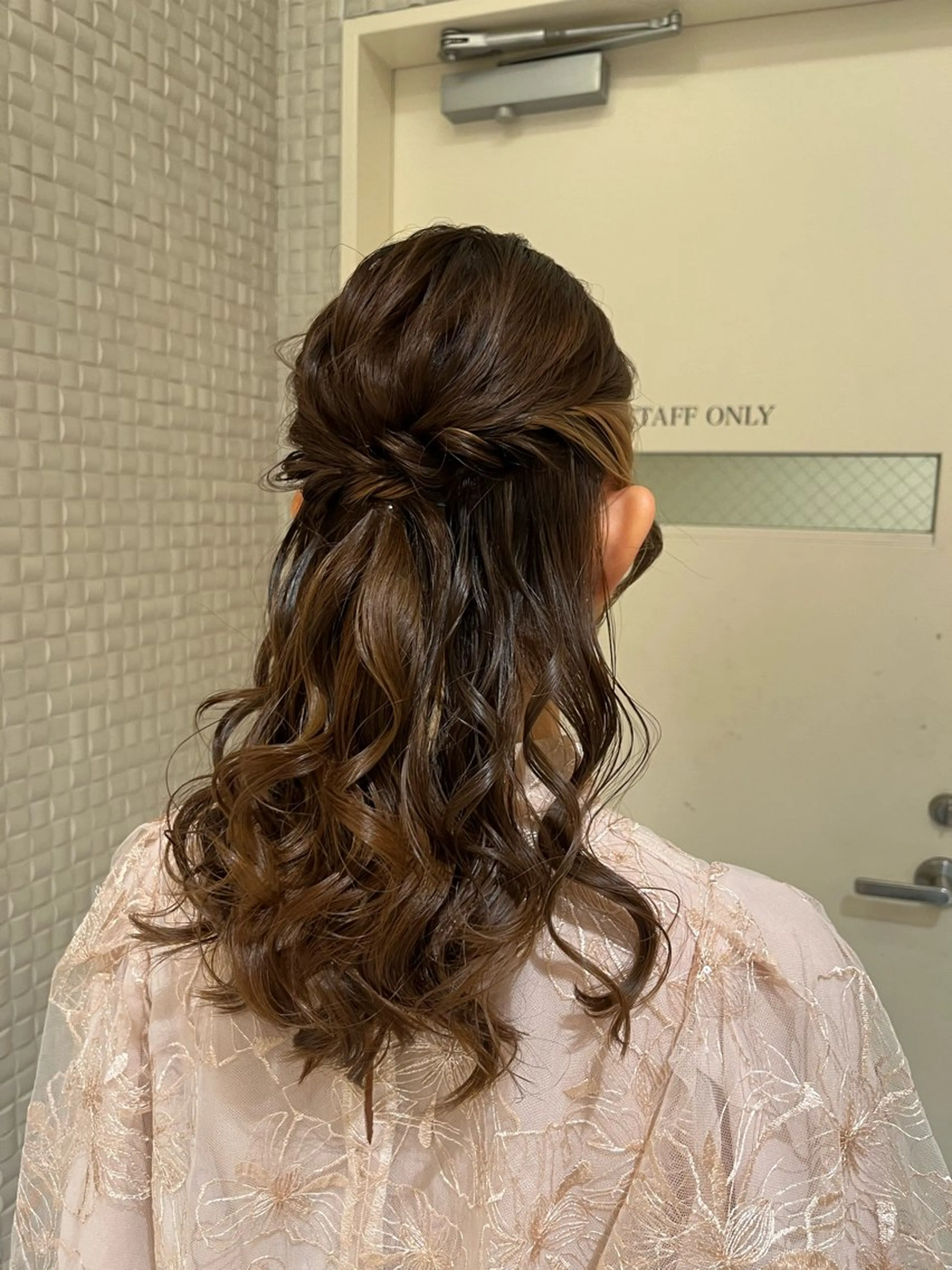 ロング 横川 千亜希のヘアスタイル
