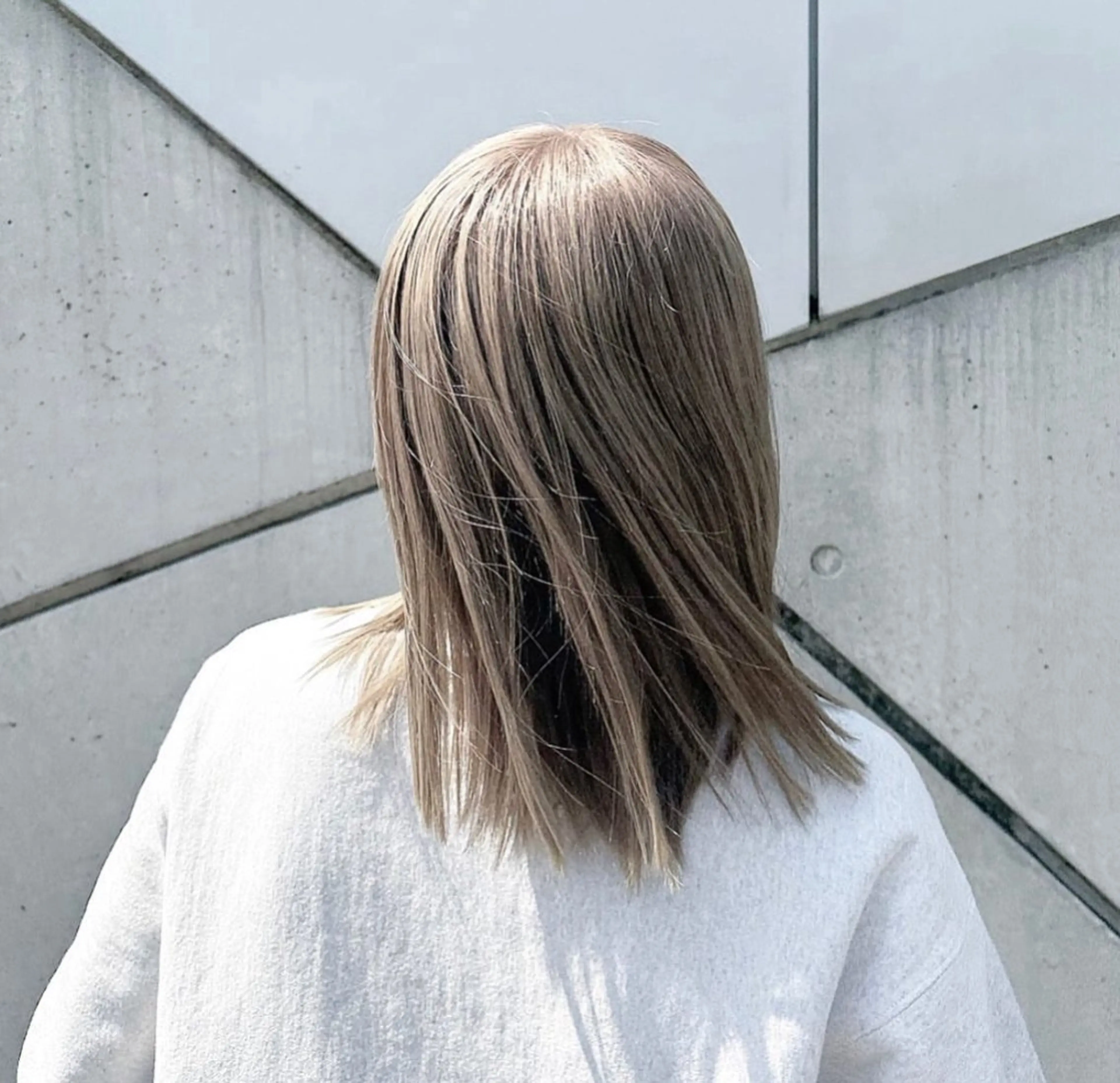 ミディアム カラー 透明感カラー グレージュ ❤️アヤカ Wカラー ボブ レイヤー❤️のヘアスタイル