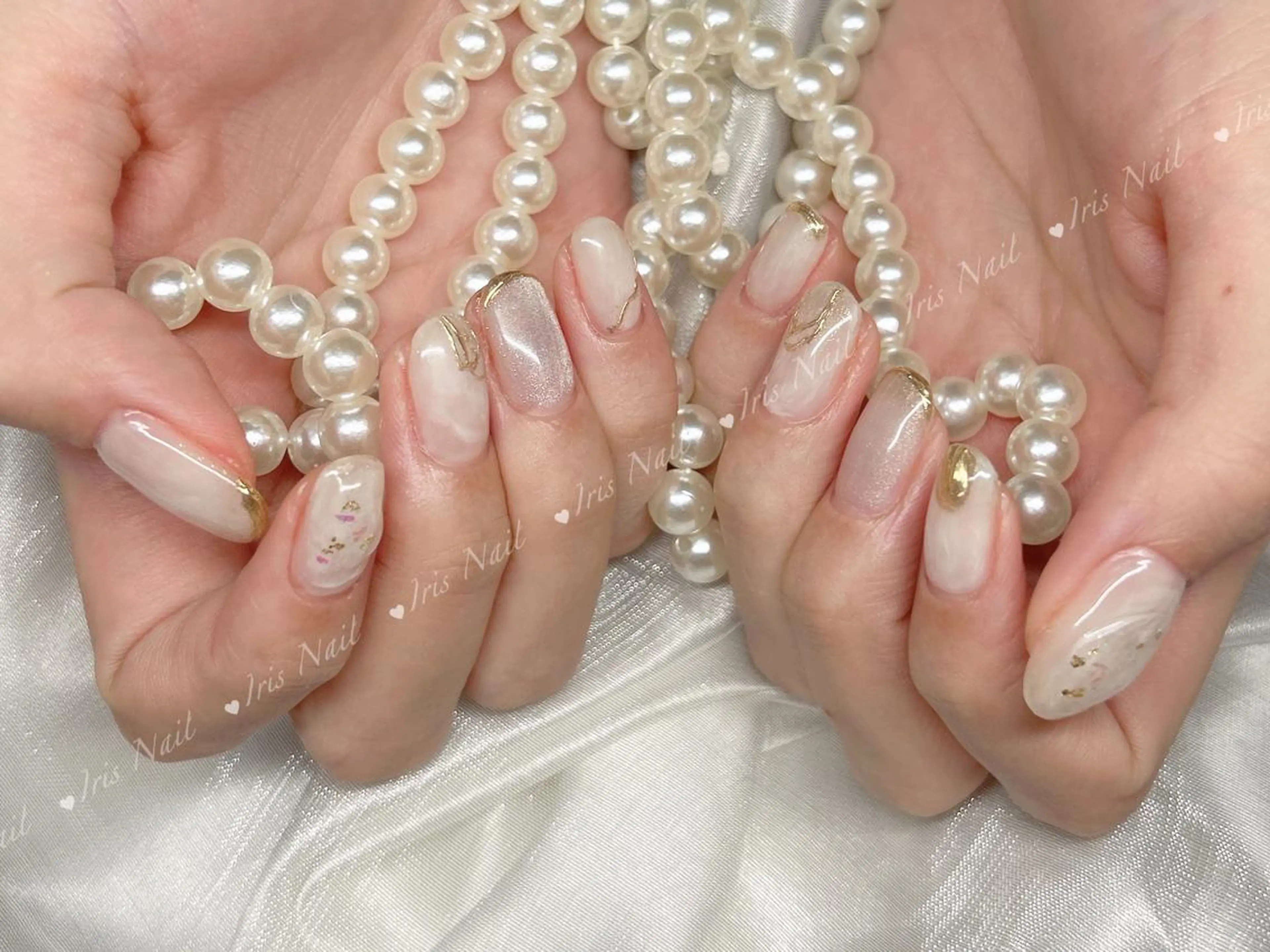 ネイル ゴールド ニュアンスネイル ハンドネイル ハンドケア IRIS NAIL大塚のネイルデザイン