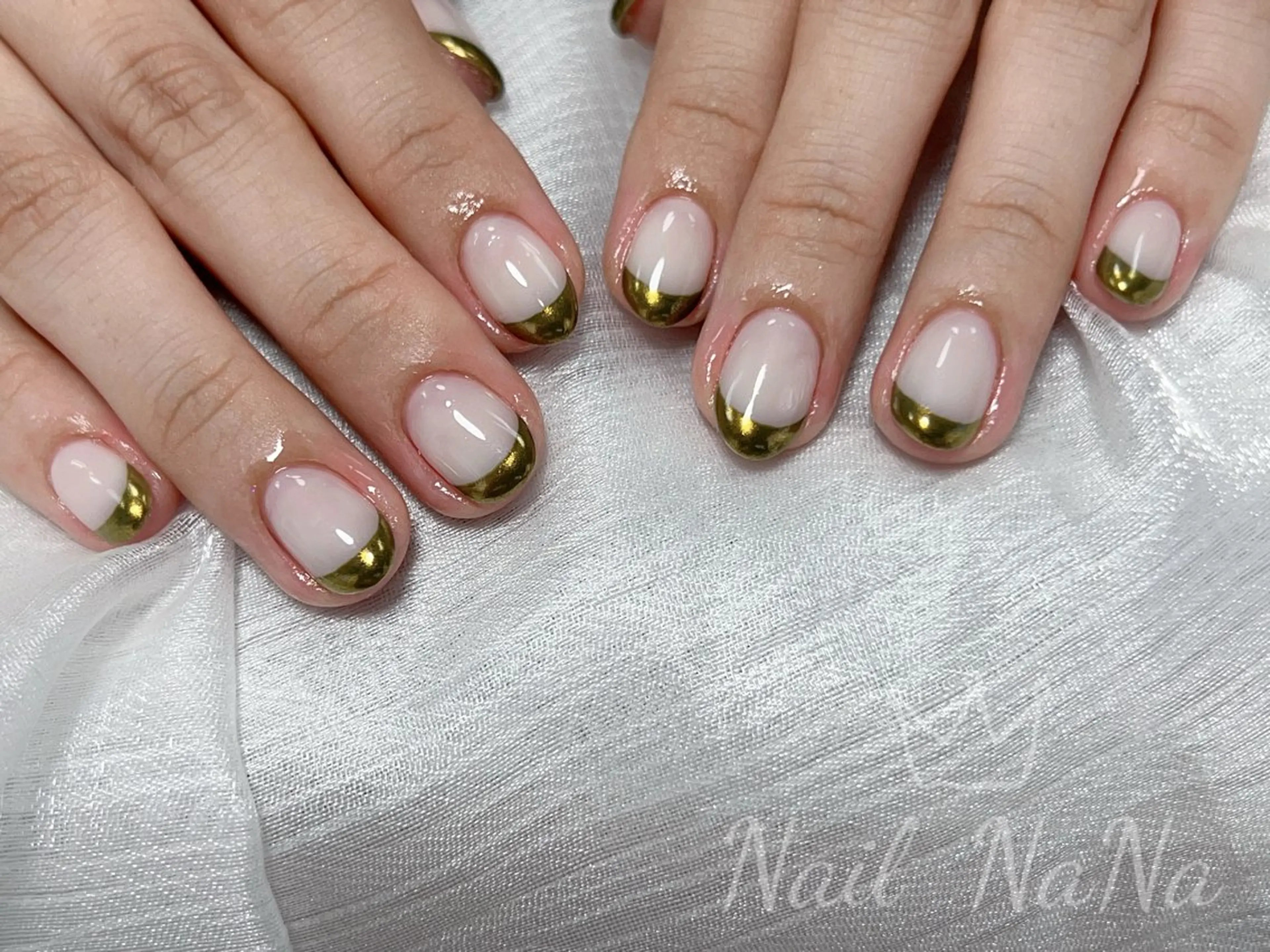 ネイル オーロラネイル フレンチネイル ハンドネイル Nail NaNaのネイルデザイン