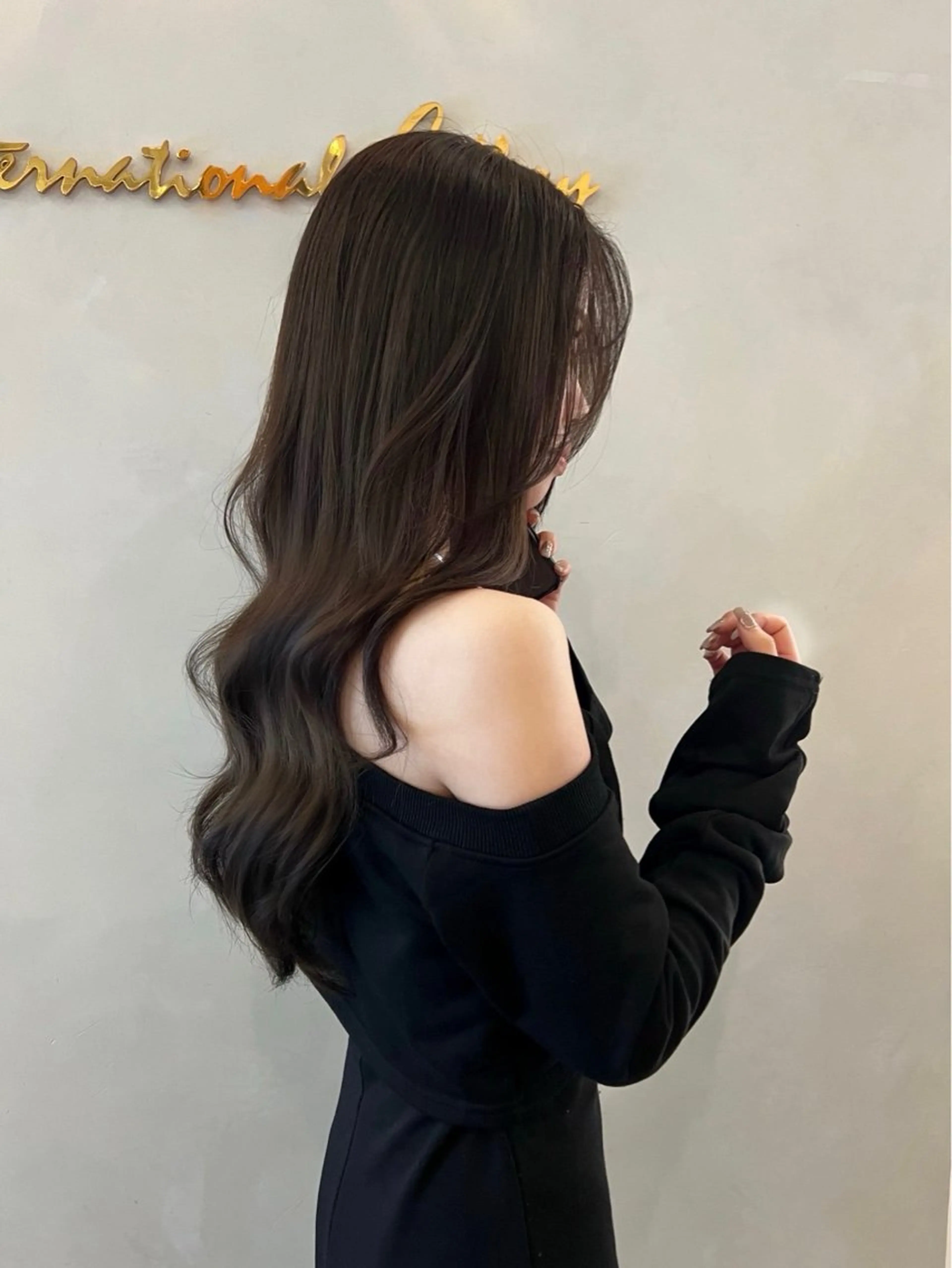 ロング 縮毛矯正 YUI / LbyHOMEのヘアスタイル