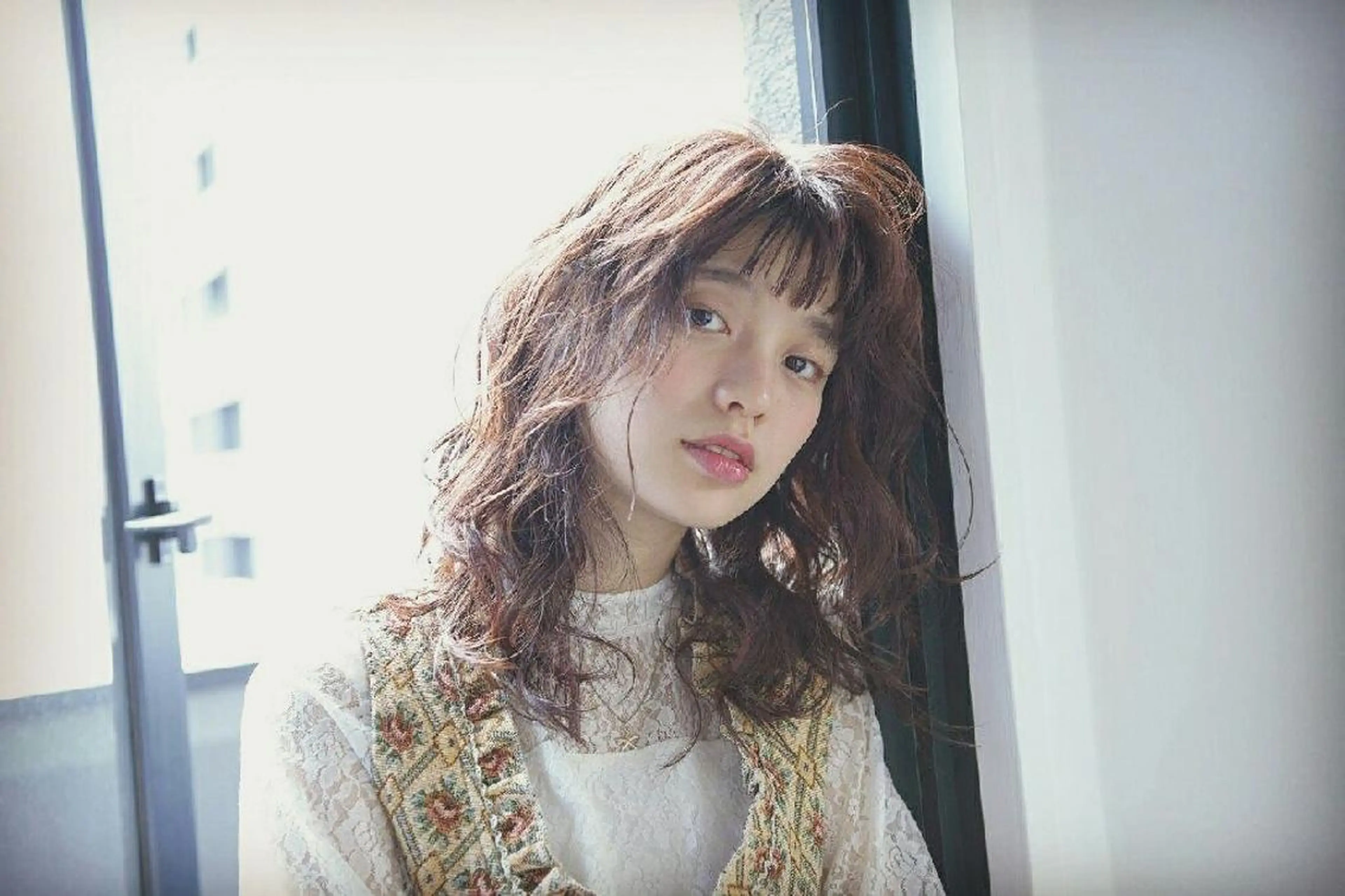 ミディアム パーマ メゾンブランアヴェダ所属・ホリウチ ユキエのヘアスタイル