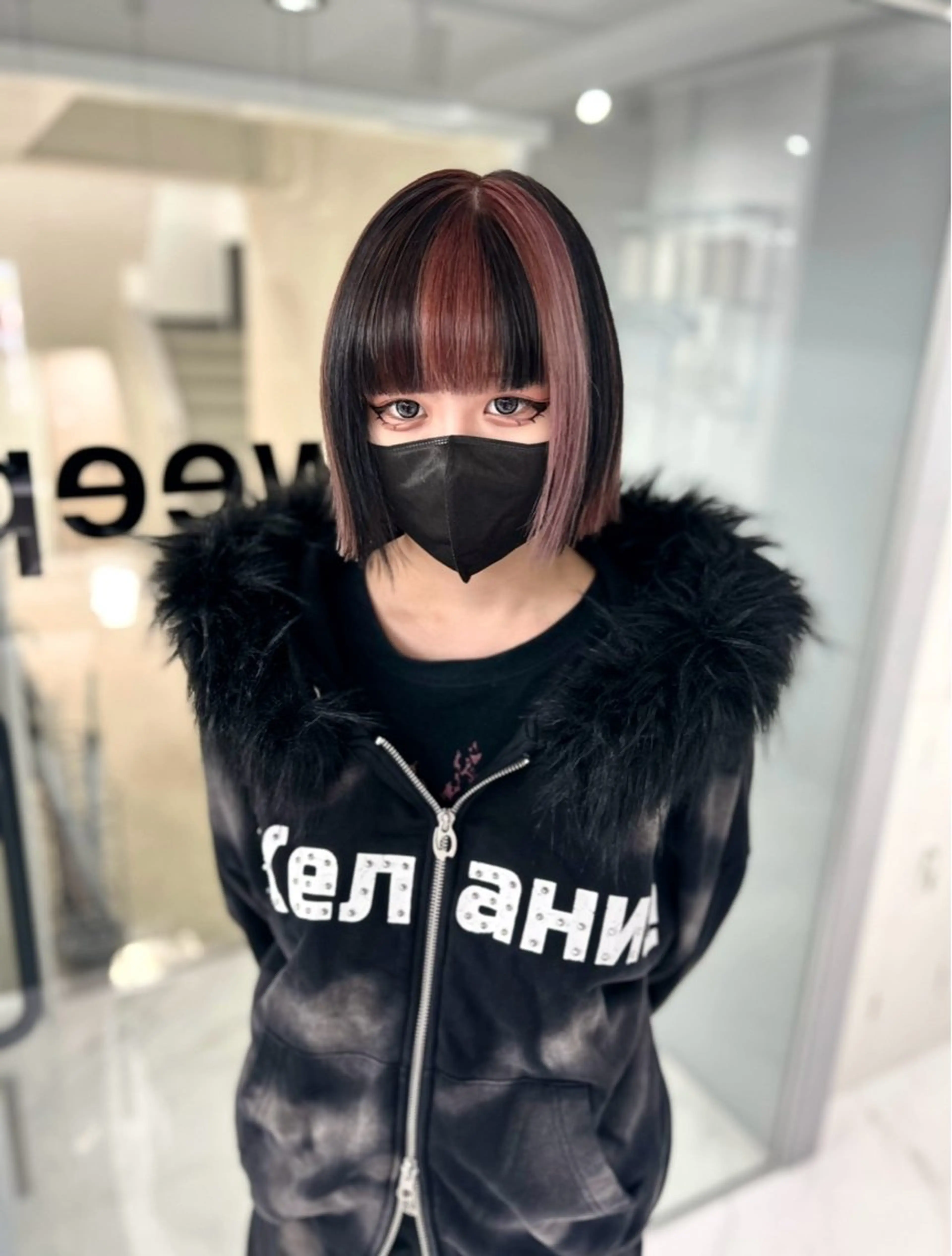 ショート カラー 黒髪 デザインカラー ピンクカラー ボブ カット ヘアカラー トリートメント shizuna/天神 /メンズ/ボブのヘアスタイル