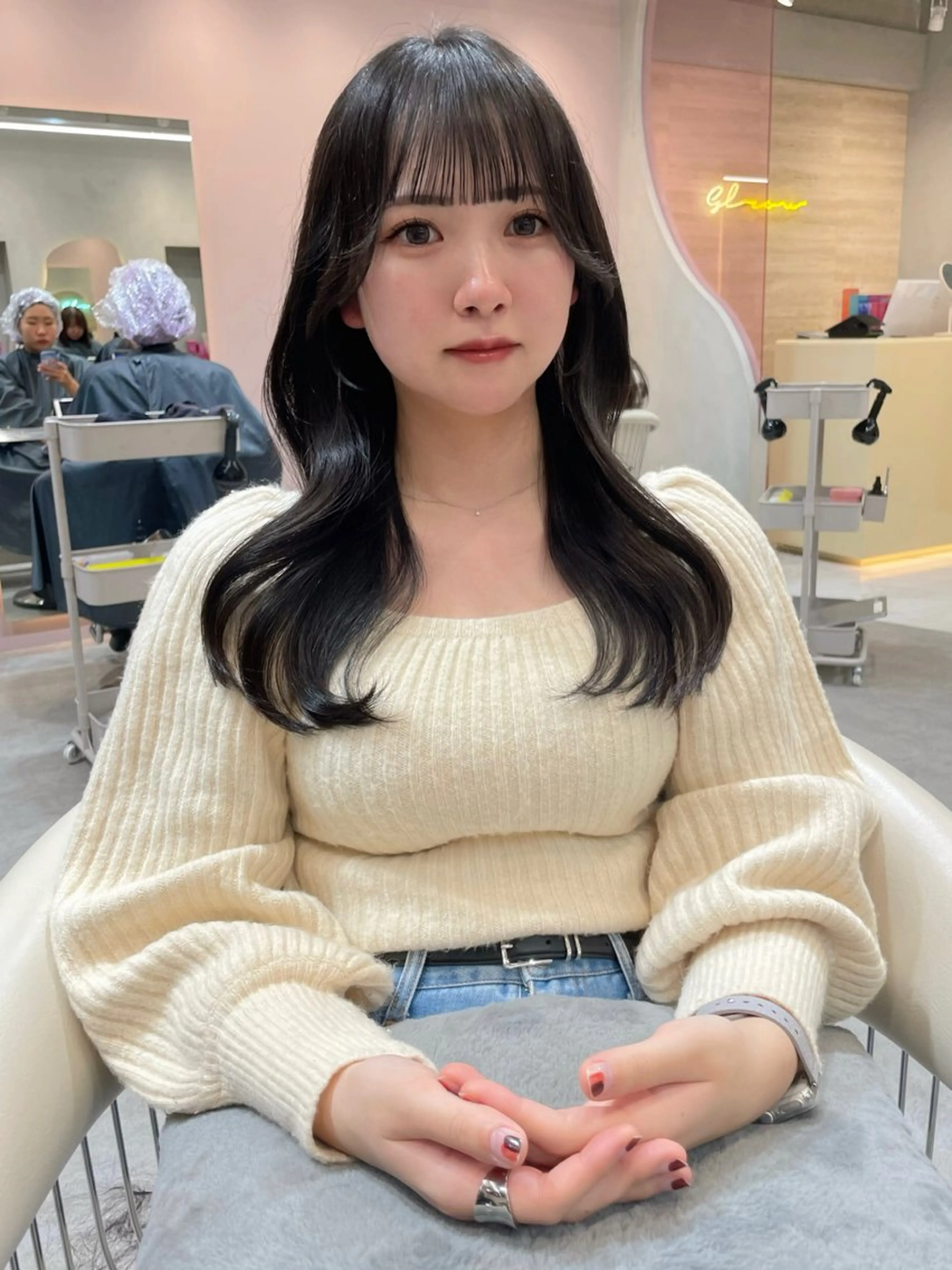 ロング チョコレートブラウン ピンクブラウン くびれヘア ヨシンモリ 韓国風ヘア カット ヘアカラー ささき すずねのヘアスタイル