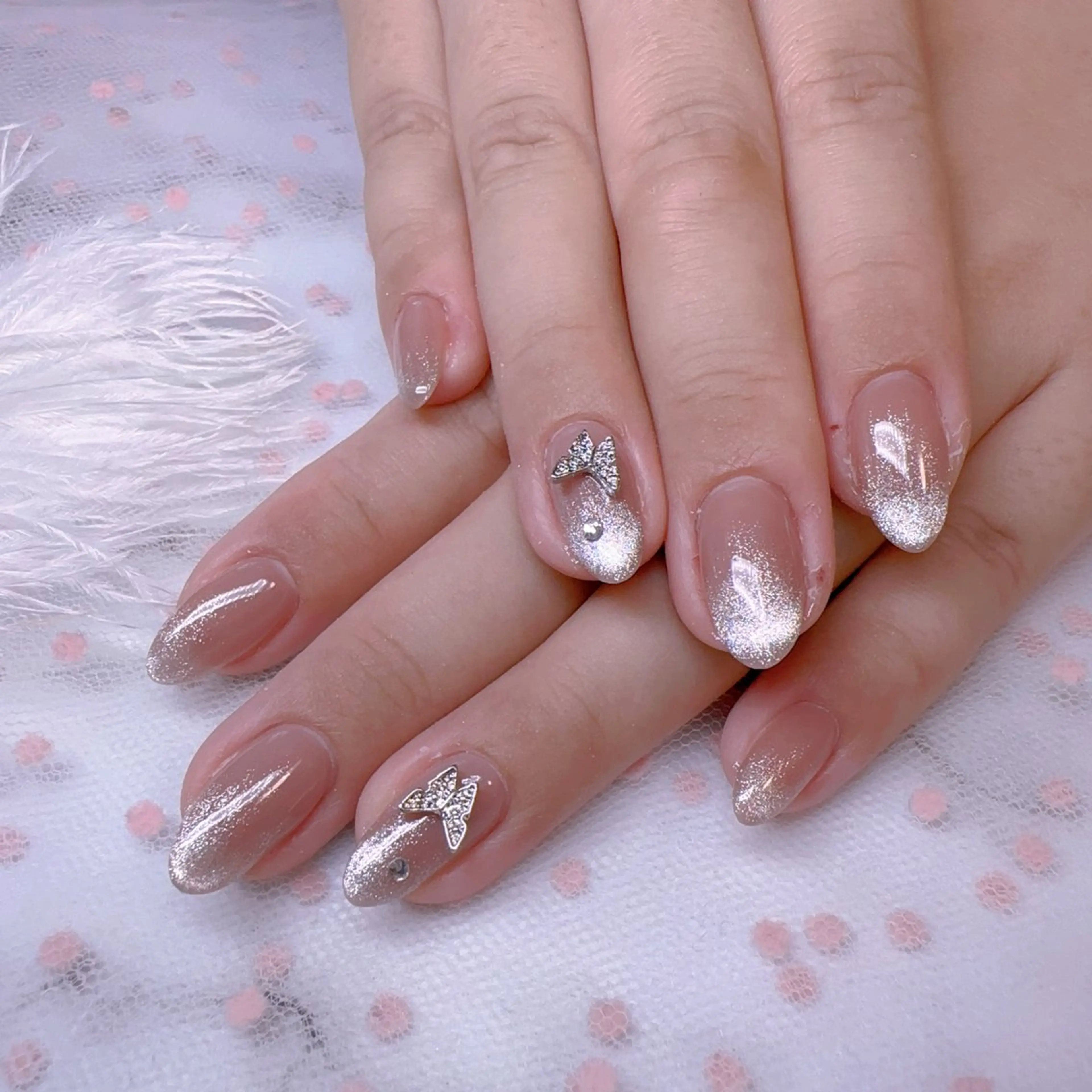 ネイル オーロラネイル フットネイル 韓国ネイル ラメ(グリッター) ラメグラデーション ハンドネイル Belle nail salon 新小岩のネイルデザイン
