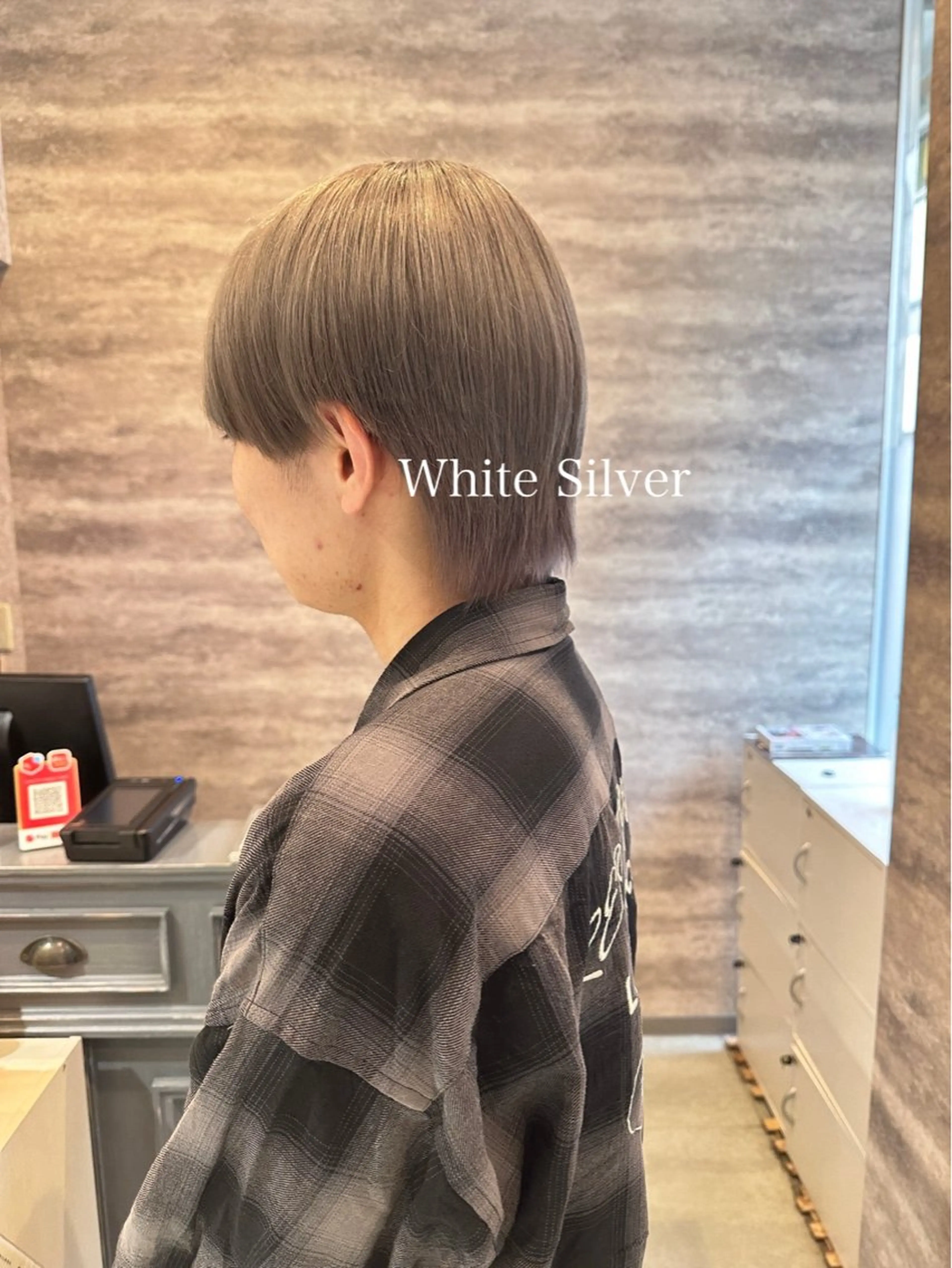 カラー メンズ メンズブリーチ メンズハイライト メンズインナーカラー メンズ韓国風 ベージュカラー 💈Blanco💈 カラー&ケア🌈のヘアスタイル