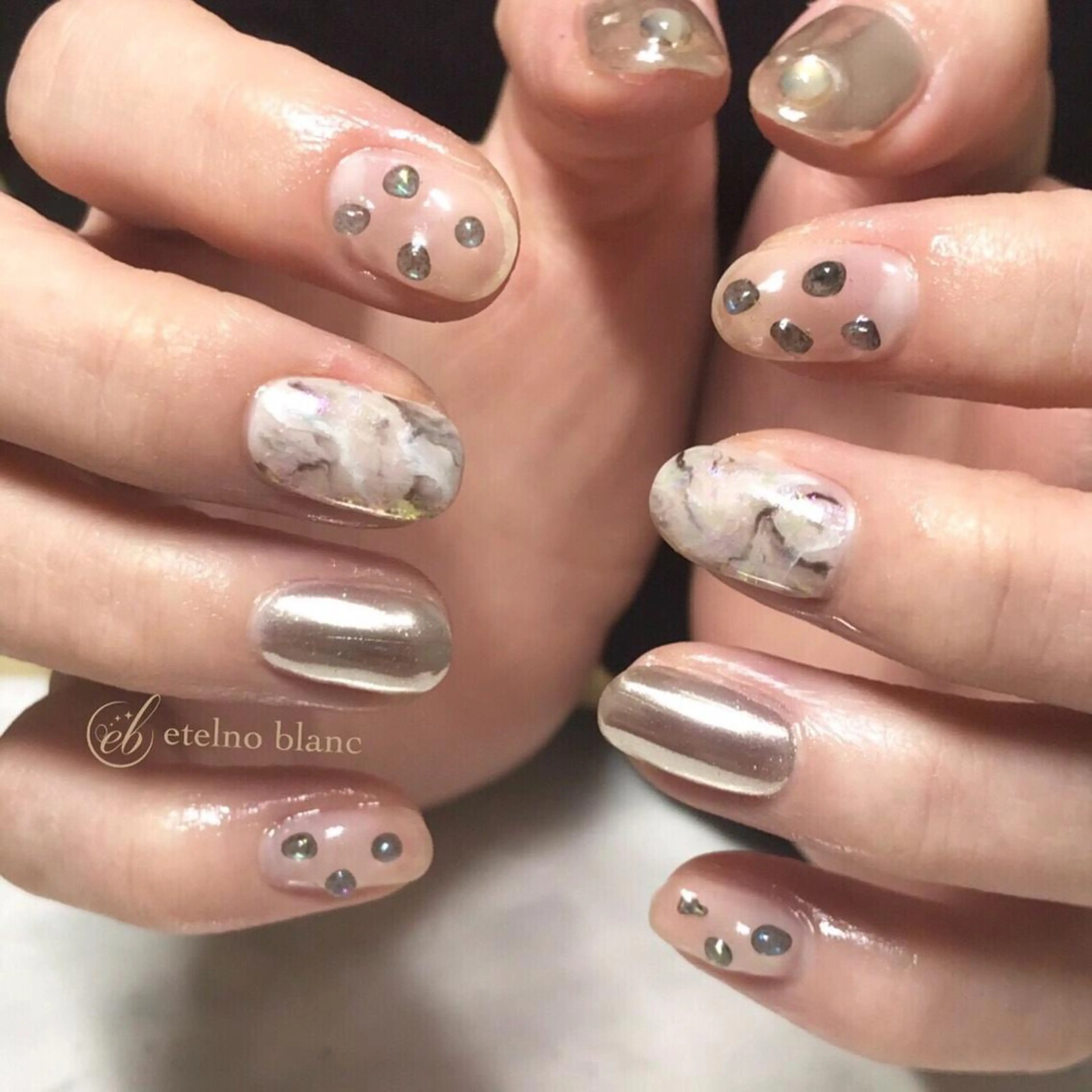 ネイル etelno blanc中目黒のネイルデザイン