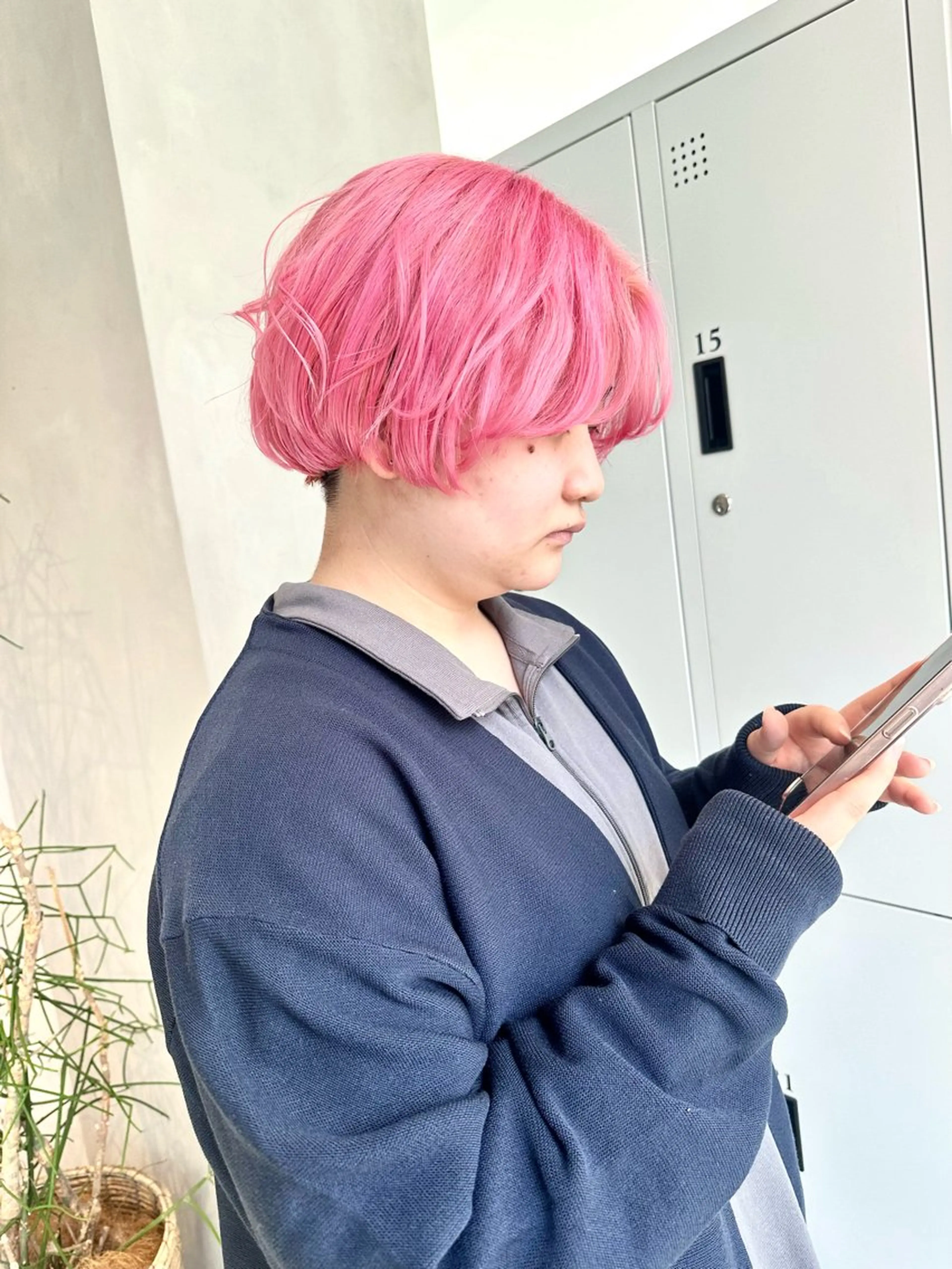 ショート カラー ブリーチ ケアブリーチ ダブルカラー ハイトーンカラー ピンクカラー 似合わせ小顔ショート /akane🐰♥️のヘアスタイル