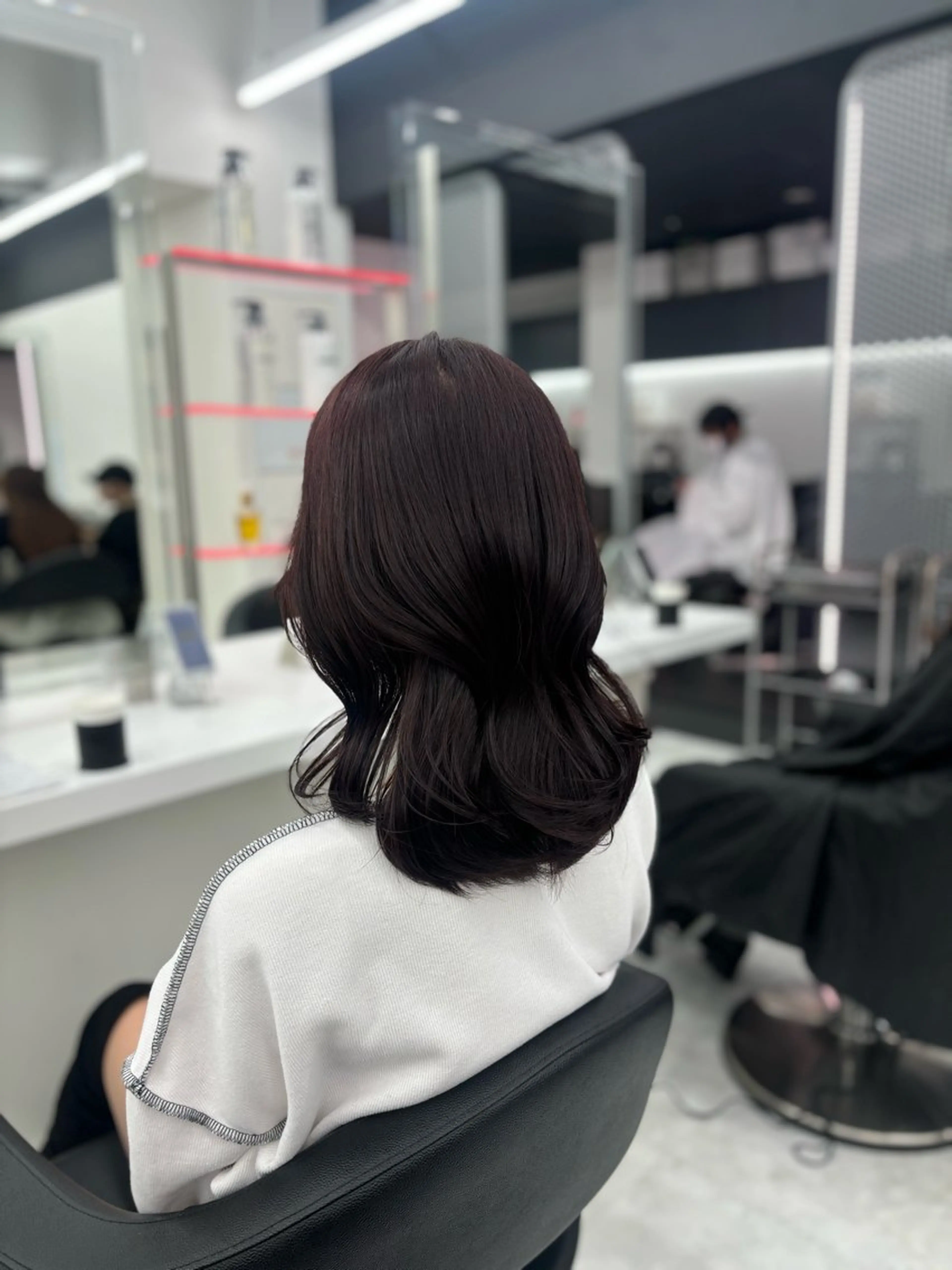 セミロング カラー ヘアカラー トリートメント 🤍レイヤー/顔周り 暖色hirari🤍のヘアスタイル