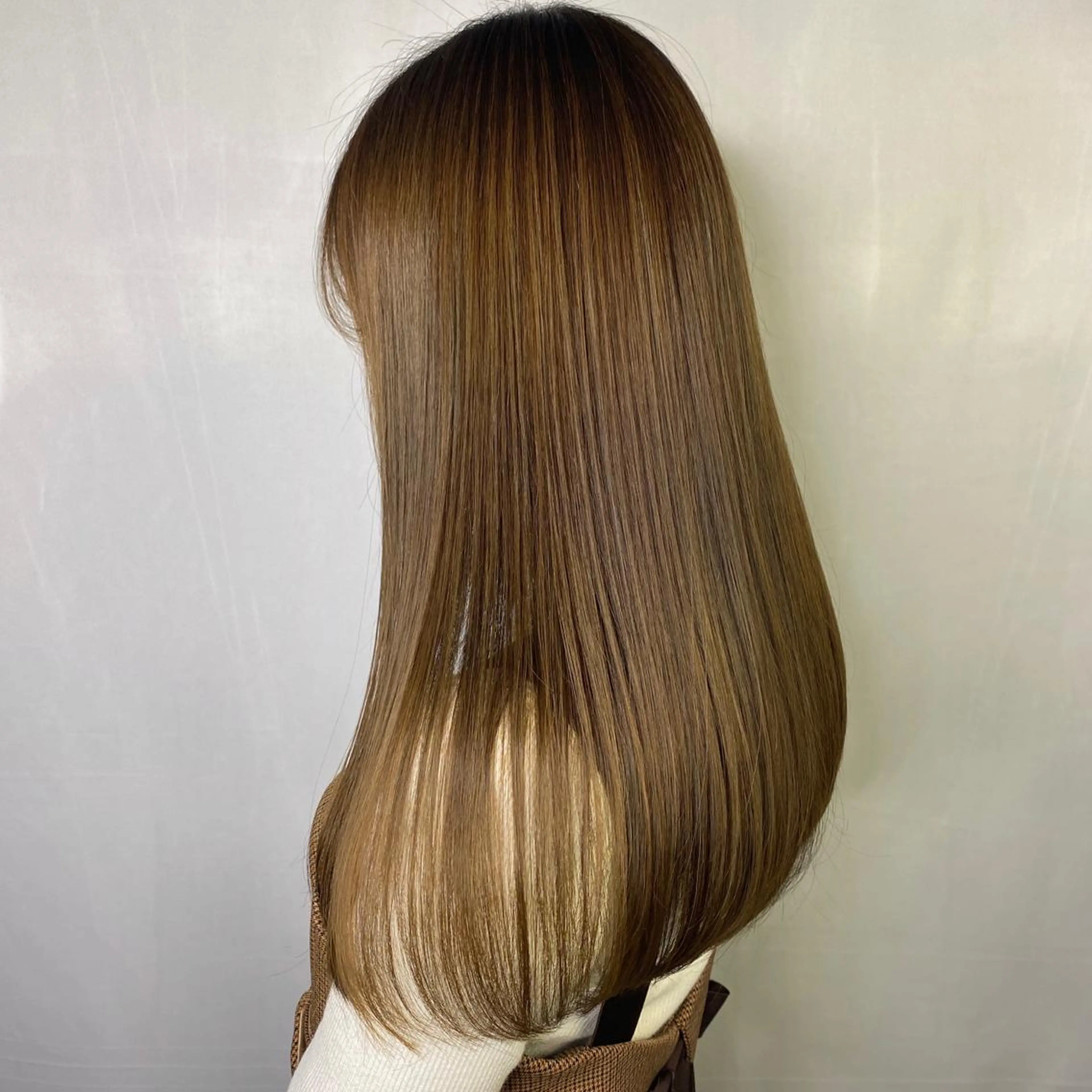 ロング 髪質改善 トリートメント (h)wim ウィムのヘアスタイル