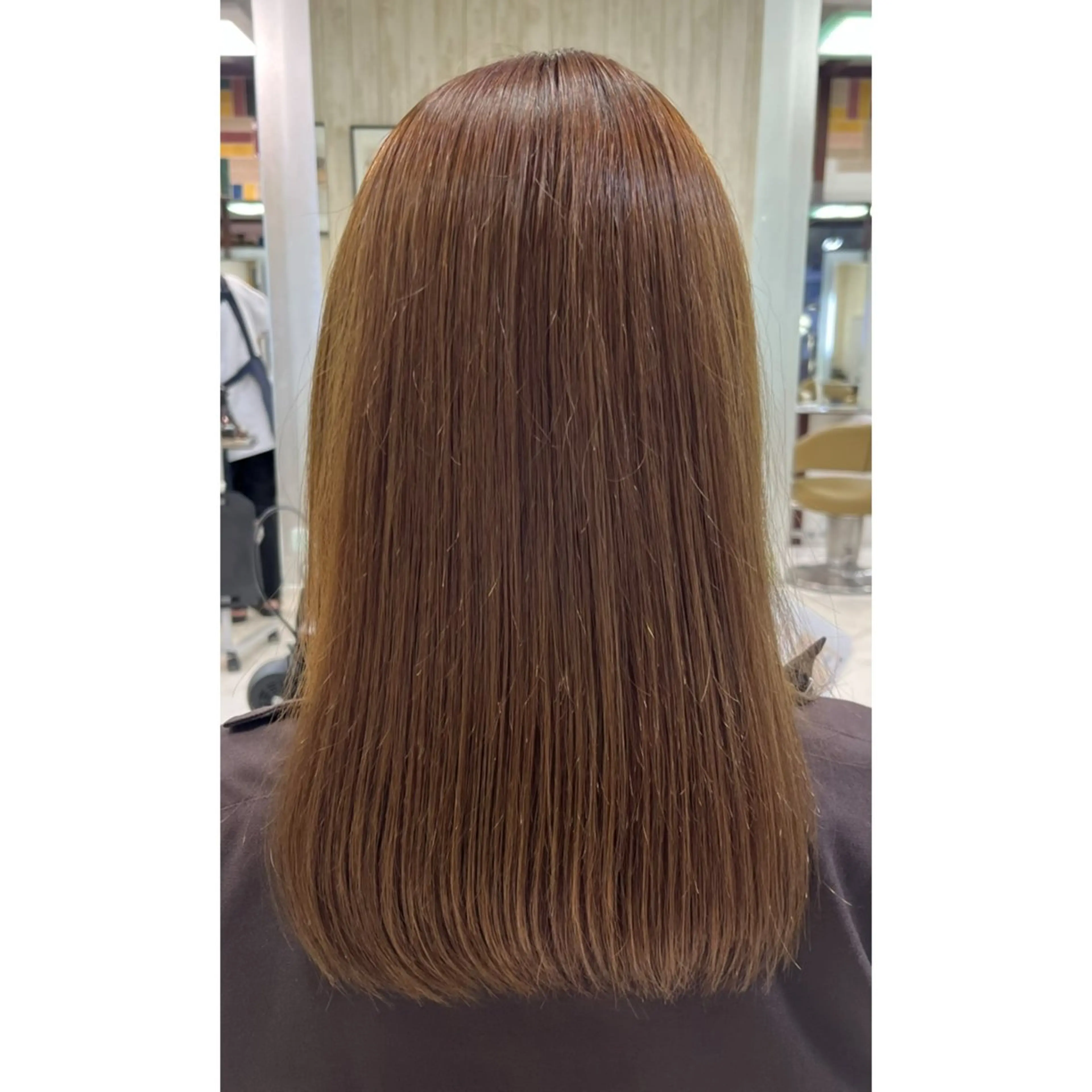 ミディアム カラー ベージュカラー ブリーチ ブリーチなしカラー ムロイ ミスズのヘアスタイル
