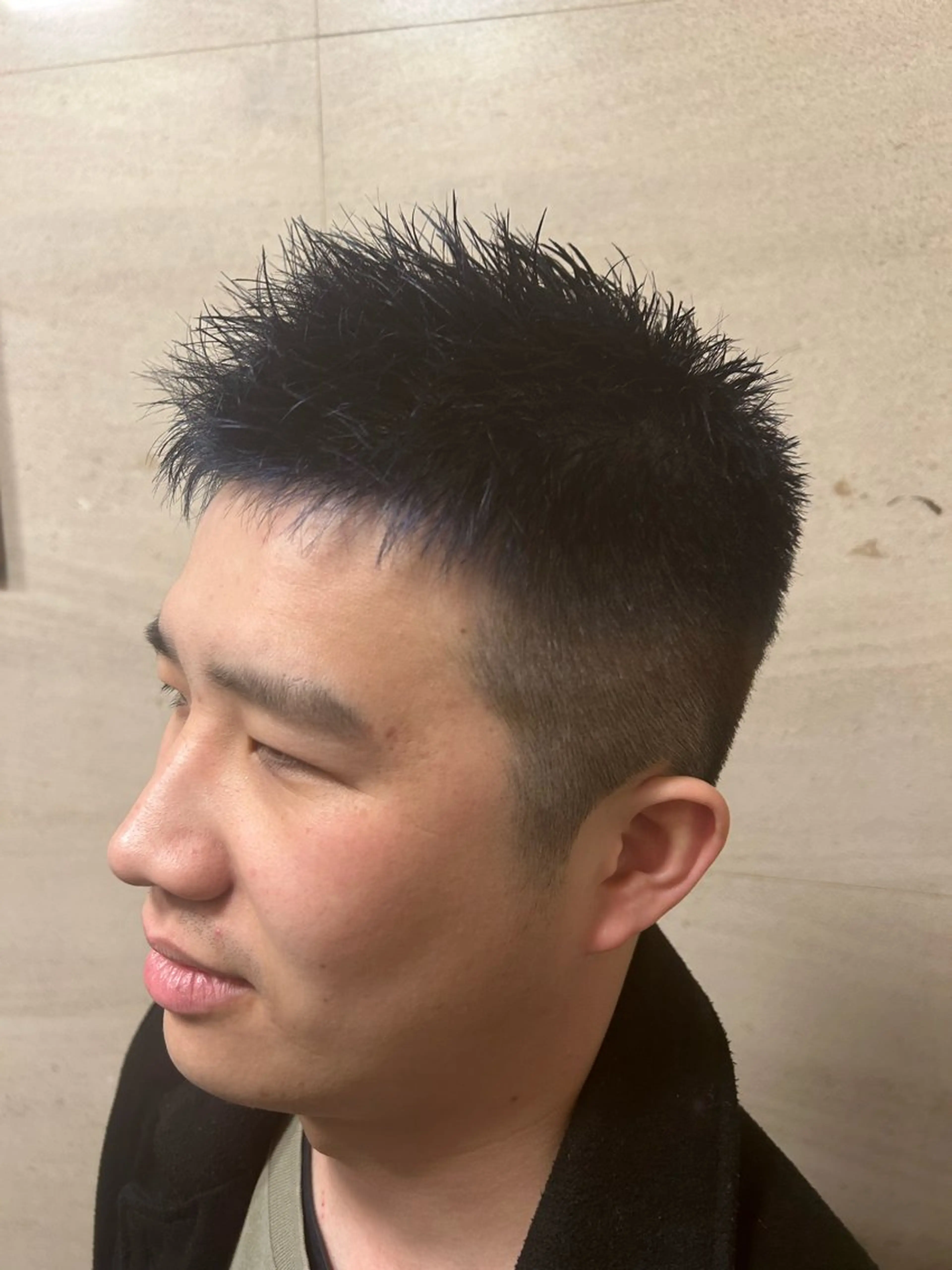 ショート カラー メンズ こうよう 。のヘアスタイル