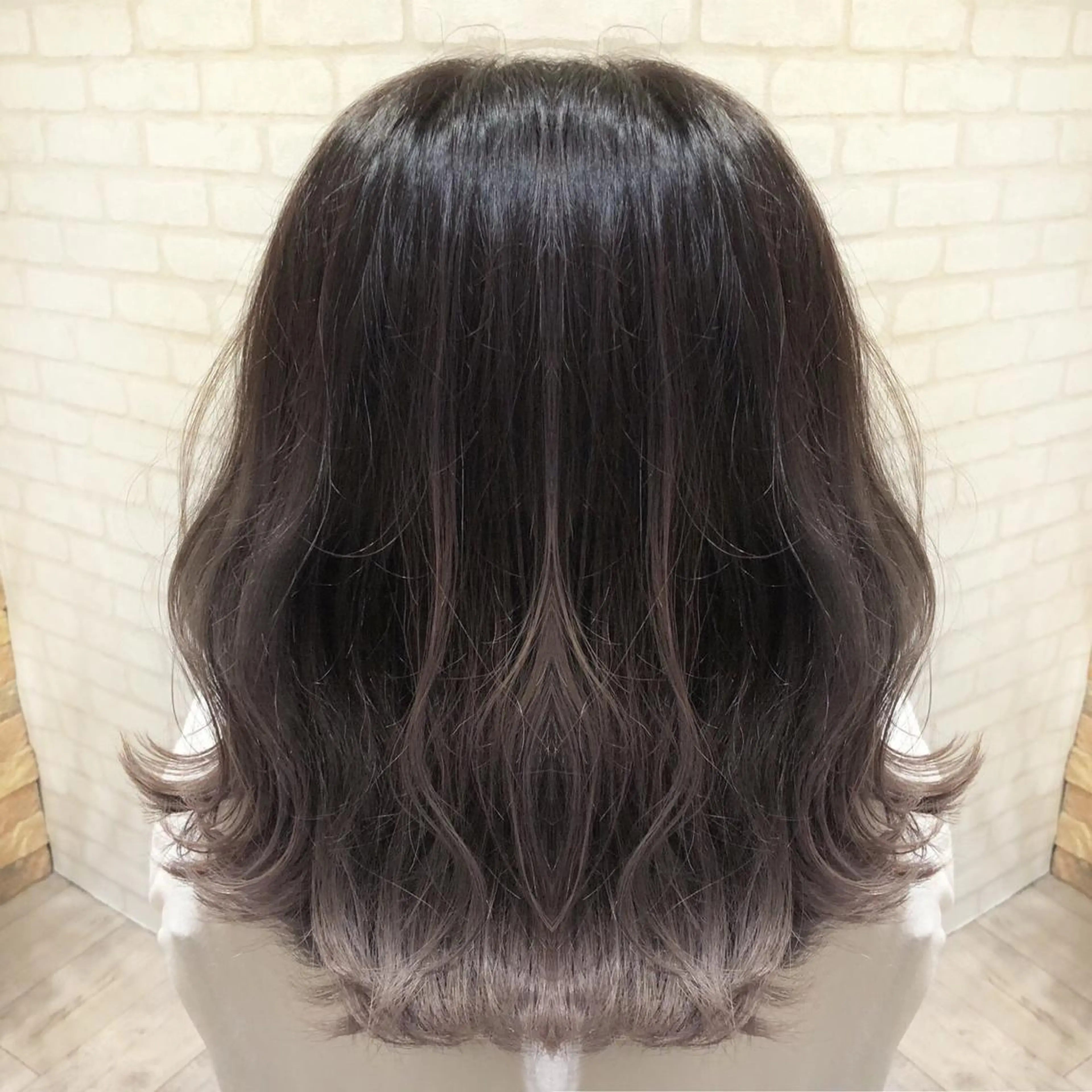 カラー 山本 鮎里のマツエク・マツパデザイン