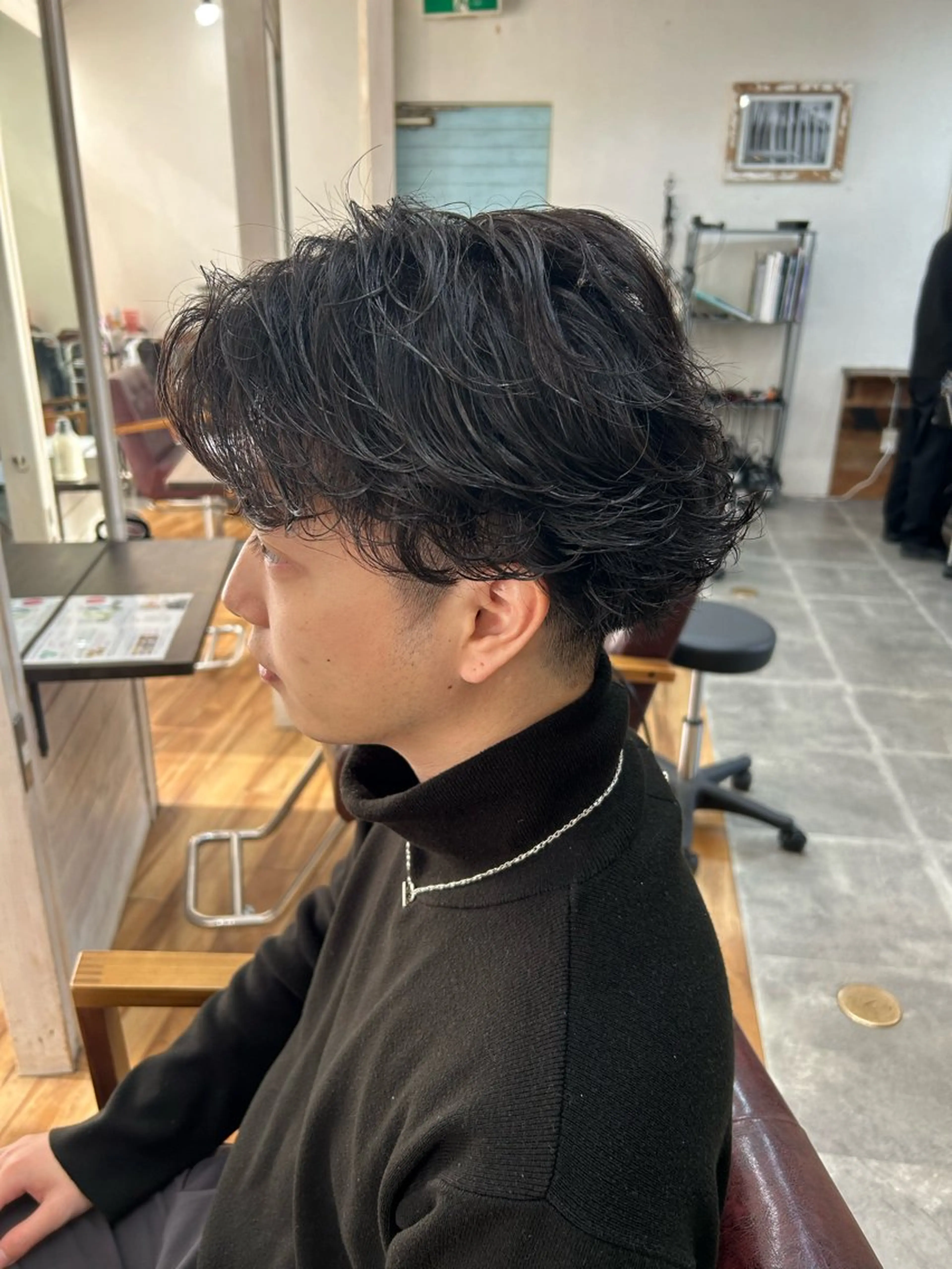 ショート パーマ メンズ フェザーパーマ メンズパーマ カット パーマ CECIL hair なんば店所属・メンズパーマ 艶髪☆店長☆有馬のヘアスタイル