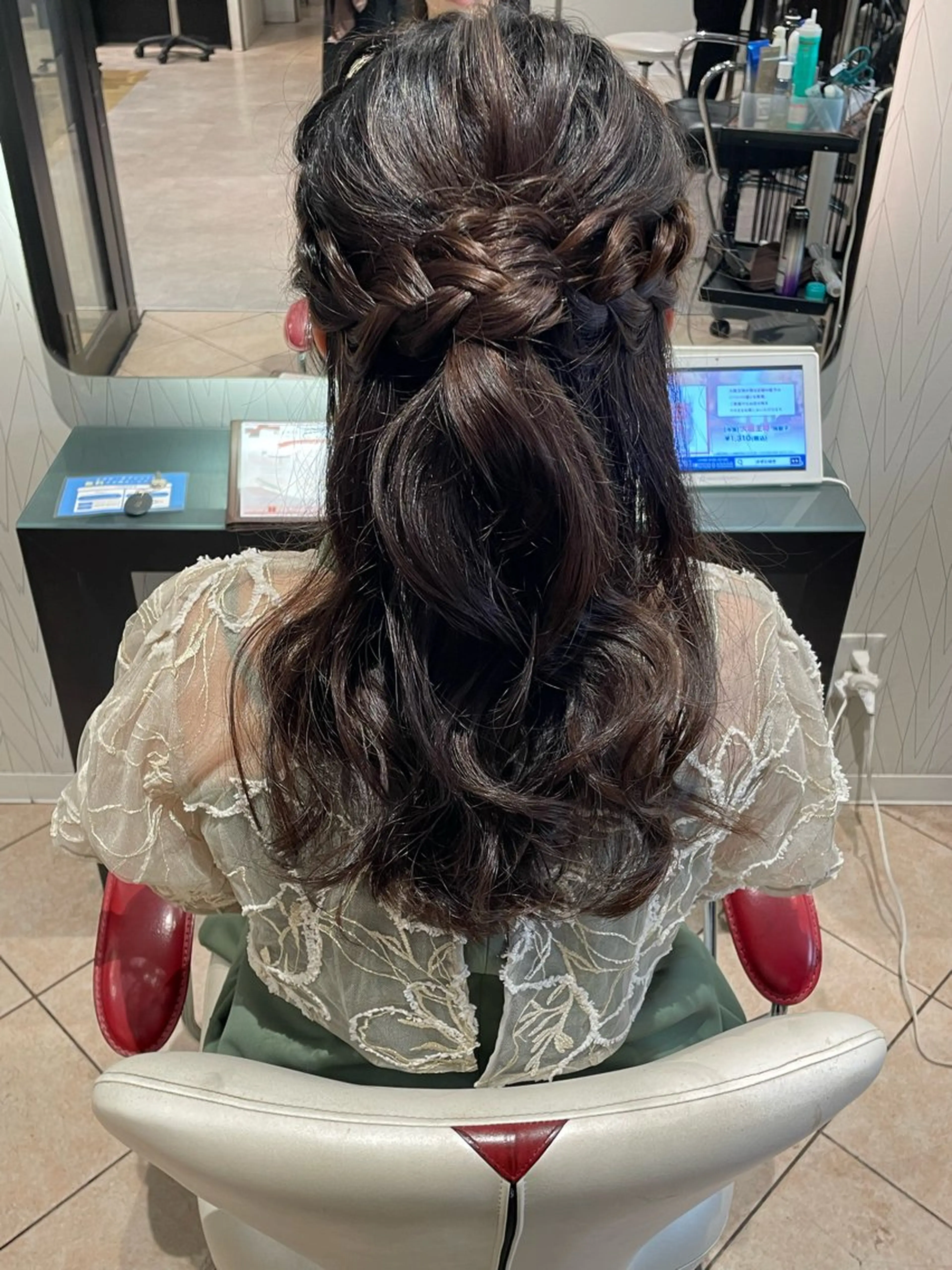 ヘアアレンジ ヘアセット 👑艶髪/カラー/ アレンジ/特化👑のヘアスタイル