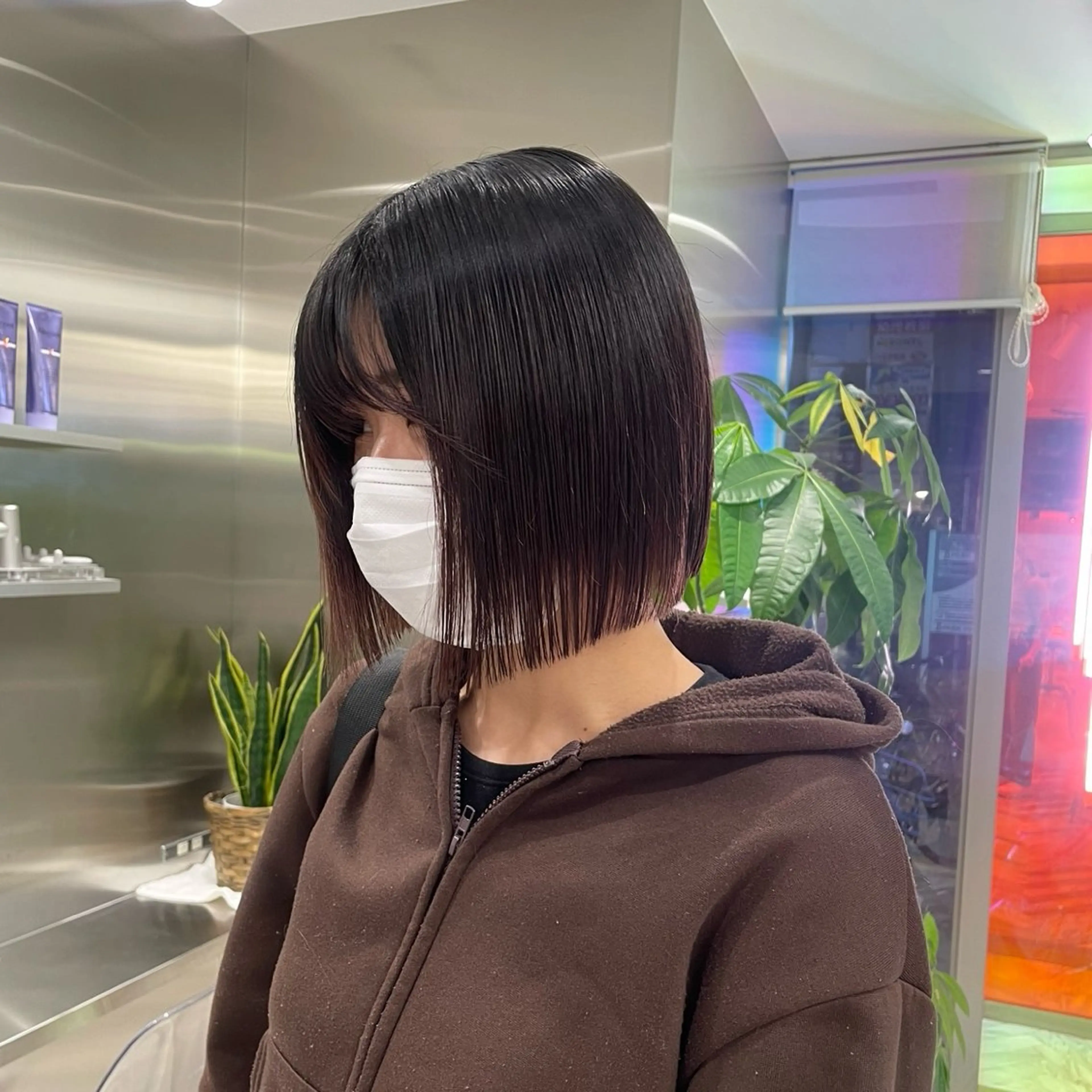 ショート クルミ/ 💕ワンホンネイルのネイルデザイン