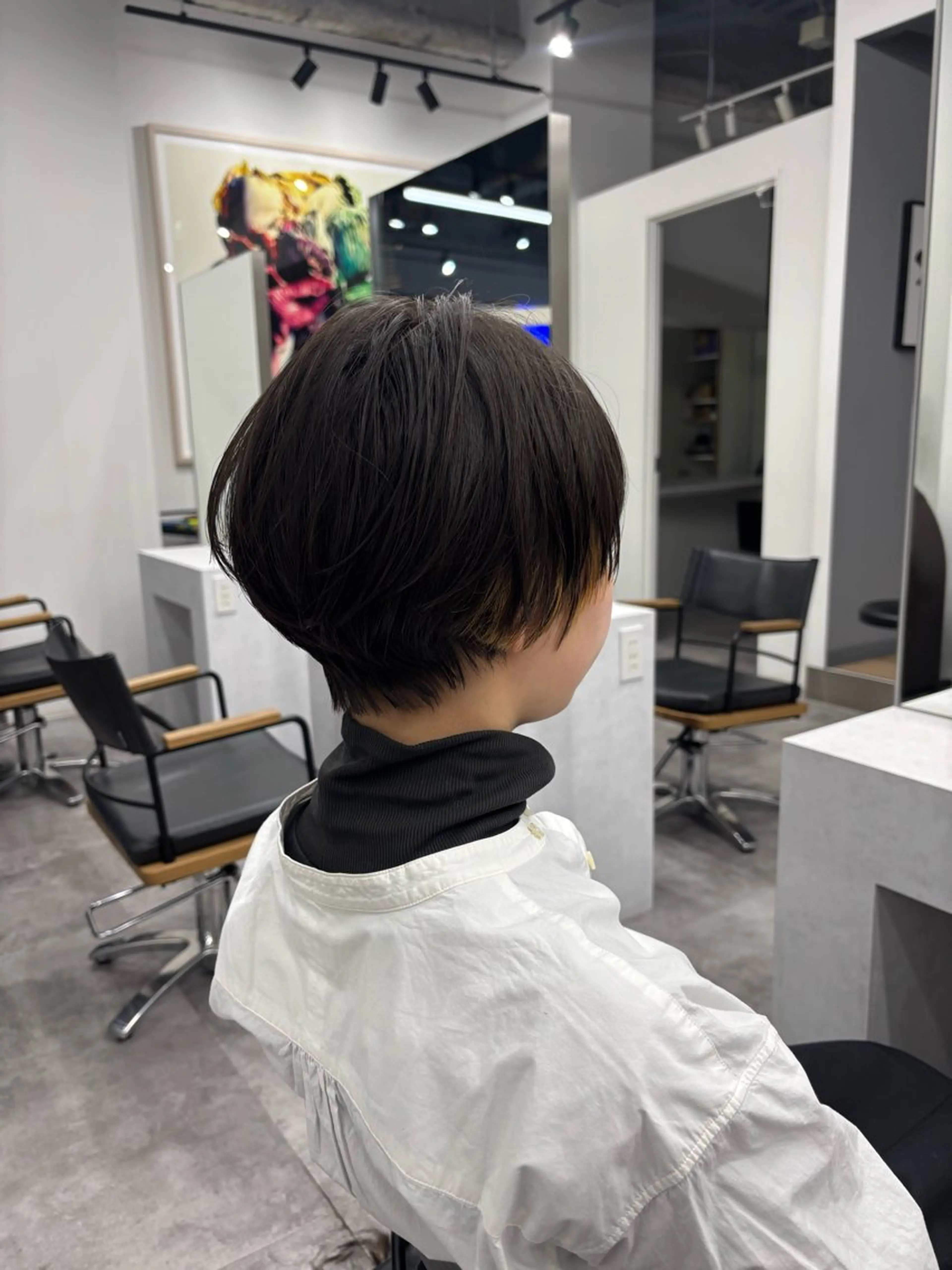 ショート カラー ヘアアレンジ マエダ アズミ🌱のヘアスタイル