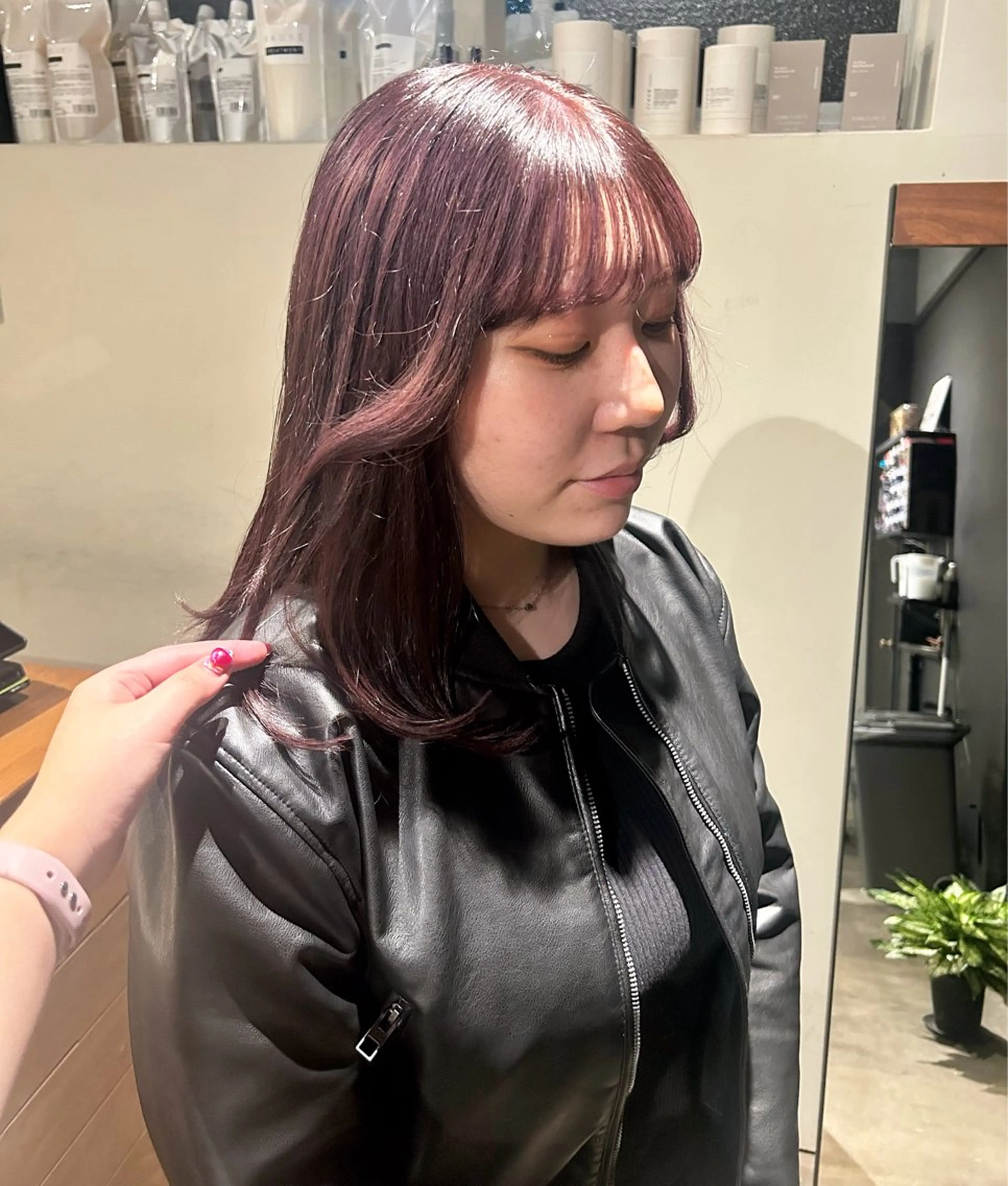 セミロング カラー 透明感カラー/ 顔周りカット🎀メイのヘアスタイル