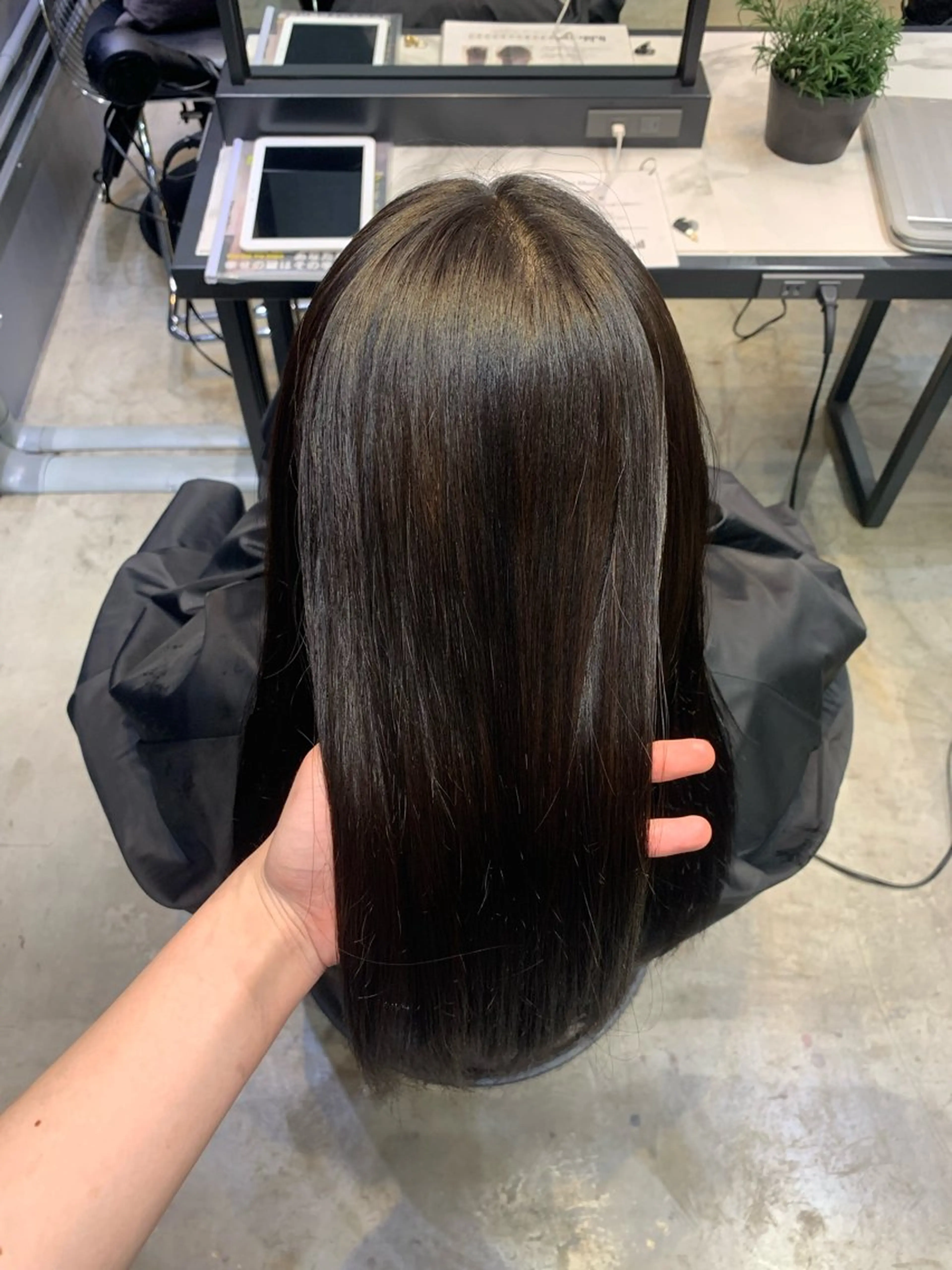 カラー Lond Cheri所属・ひな🐥仙台/ ワンカラー/縮毛矯正のヘアスタイル